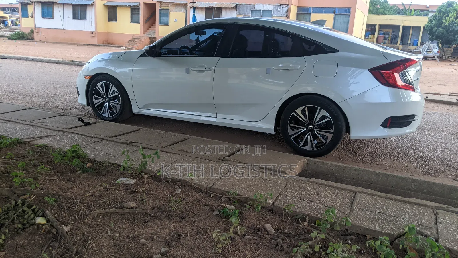 Honda Civic EX-T Sedan 2018 White