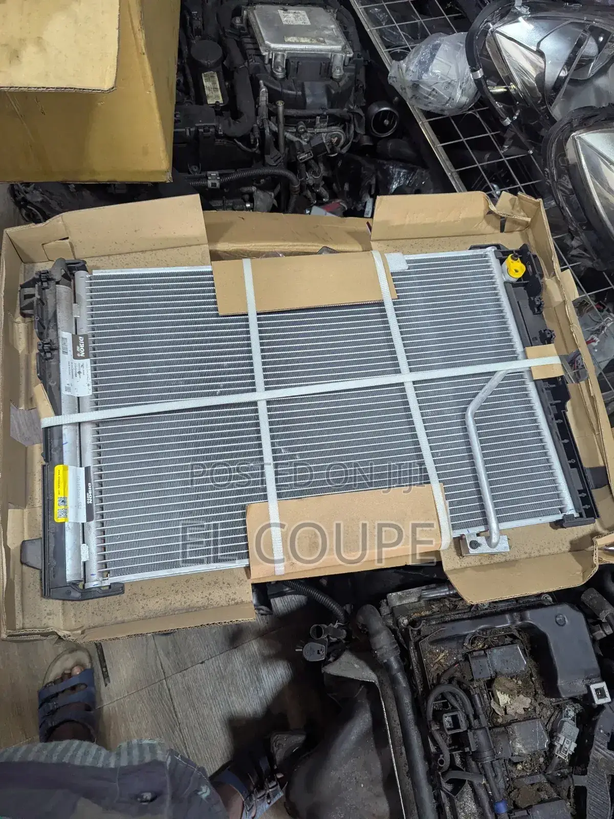 Radiator Tank for C300 2015 2016 2017 2018 2019 2020 2021