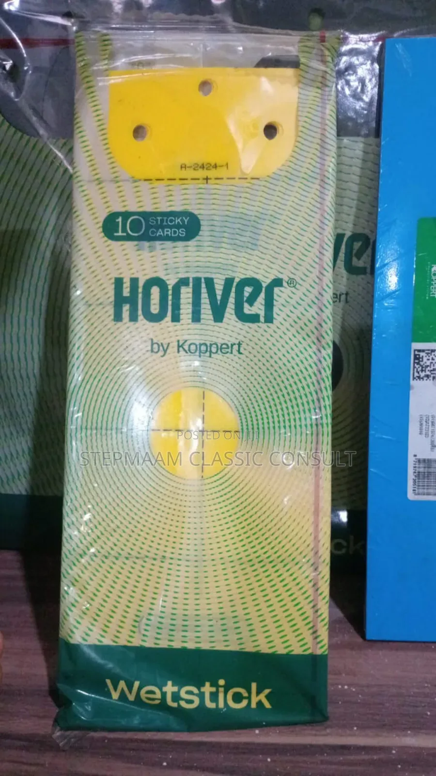 Insect Sticty Traps and Tomato Setting Hormones