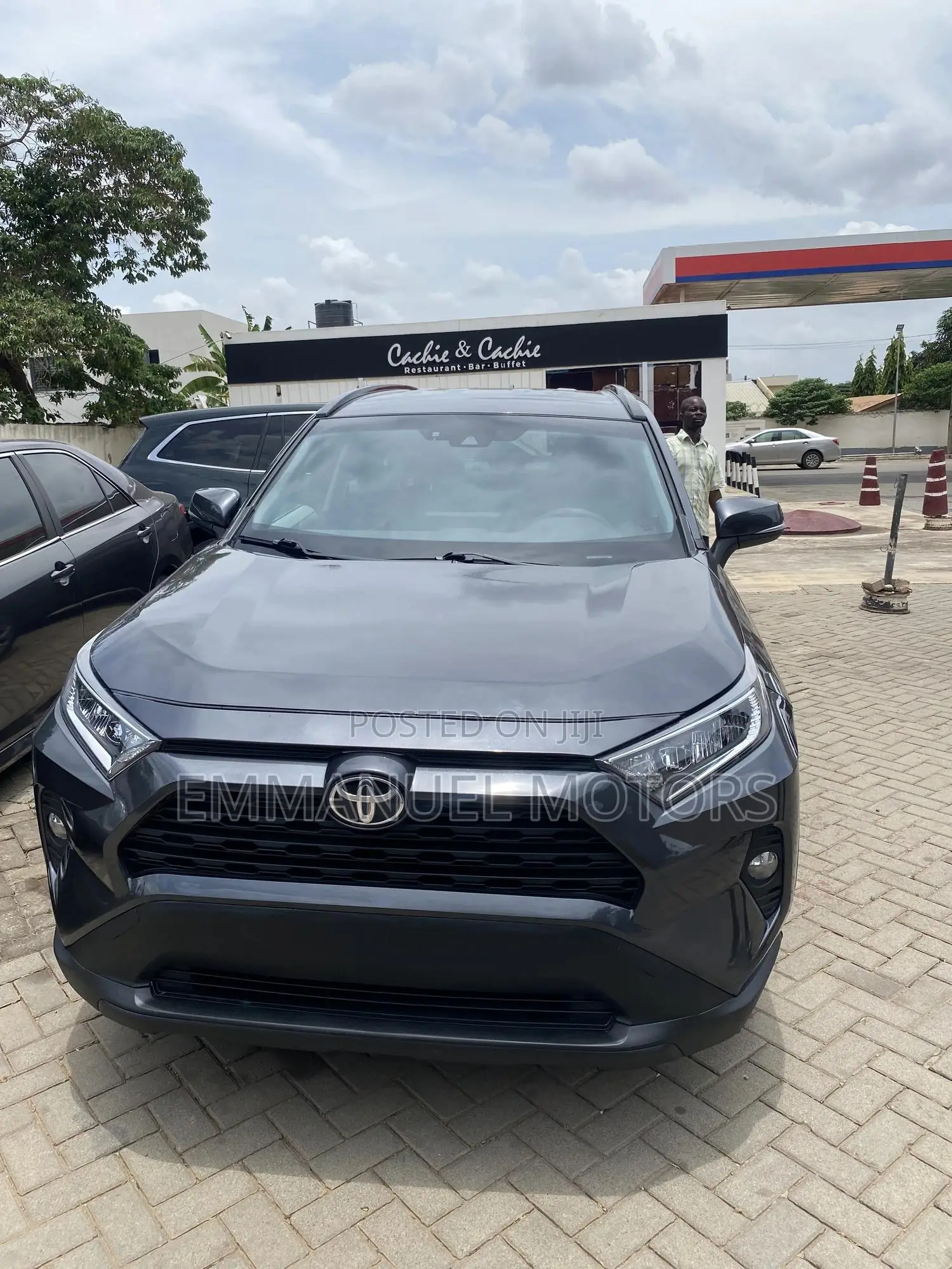 Toyota RAV4 LE 2025 Gray