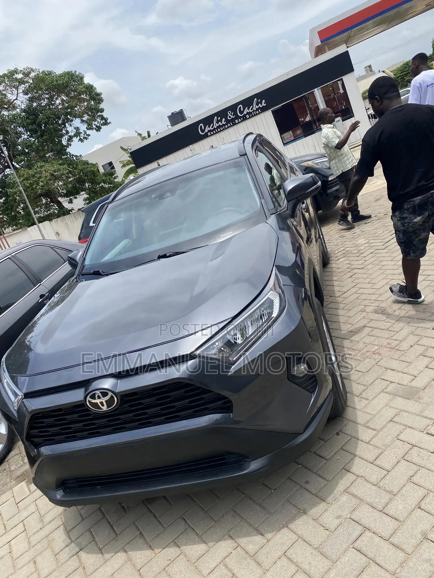 Toyota RAV4 LE 2025 Gray