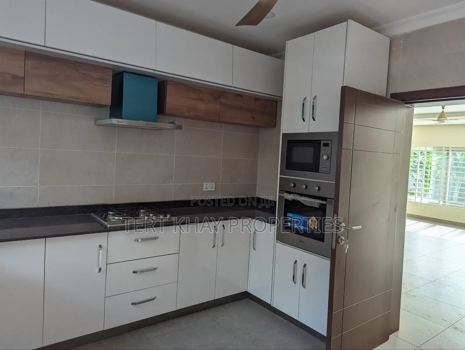 3bdrm House in Okpoi Goono, Teshie for sale