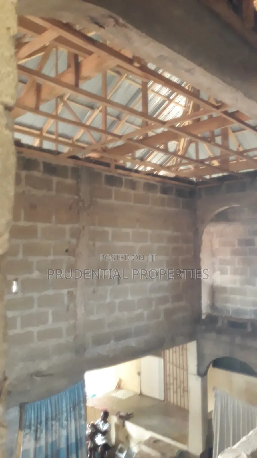 8bdrm House in Gbawe for sale