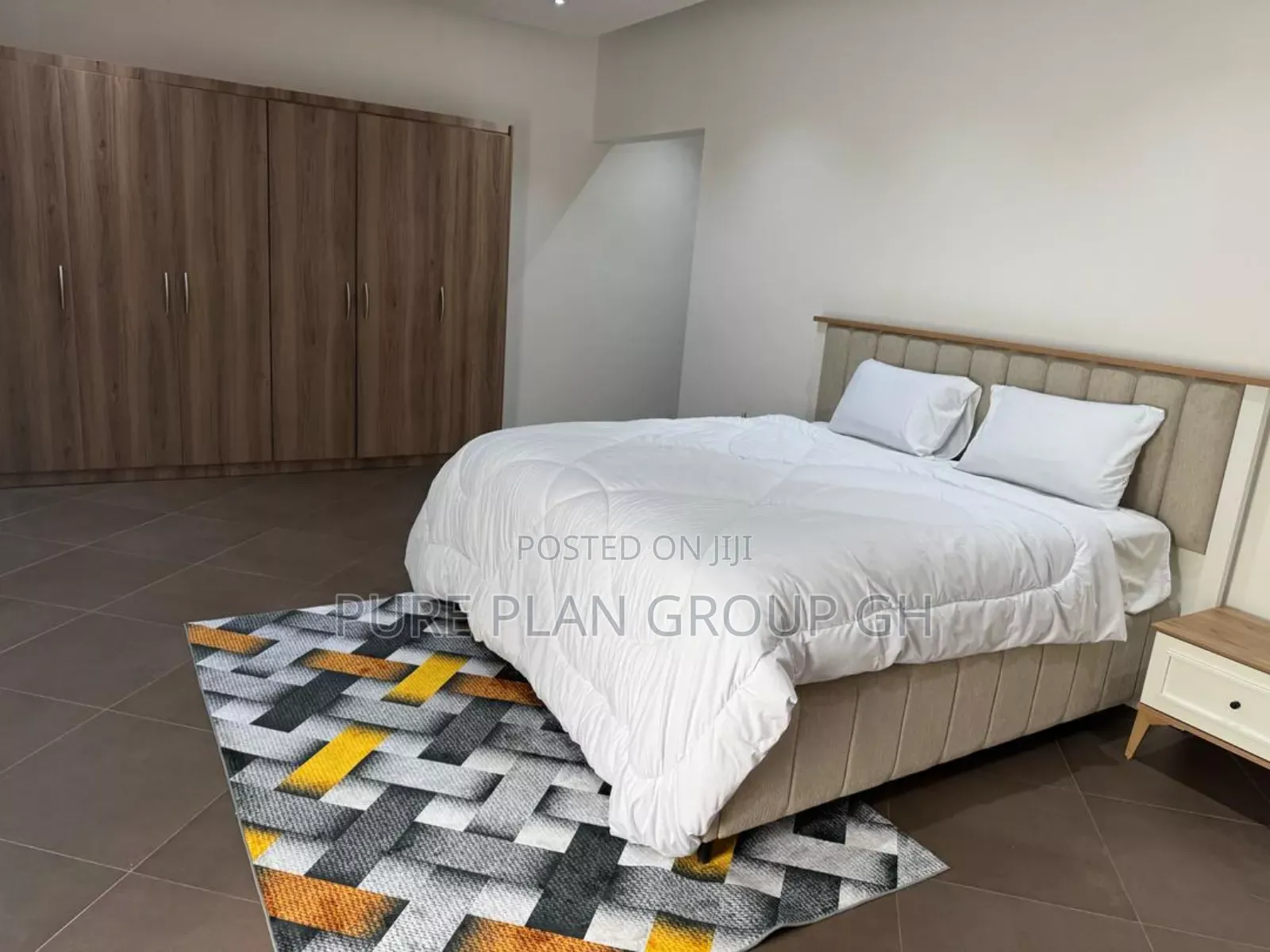 Furnished 5bdrm House in Airport Hill for rent