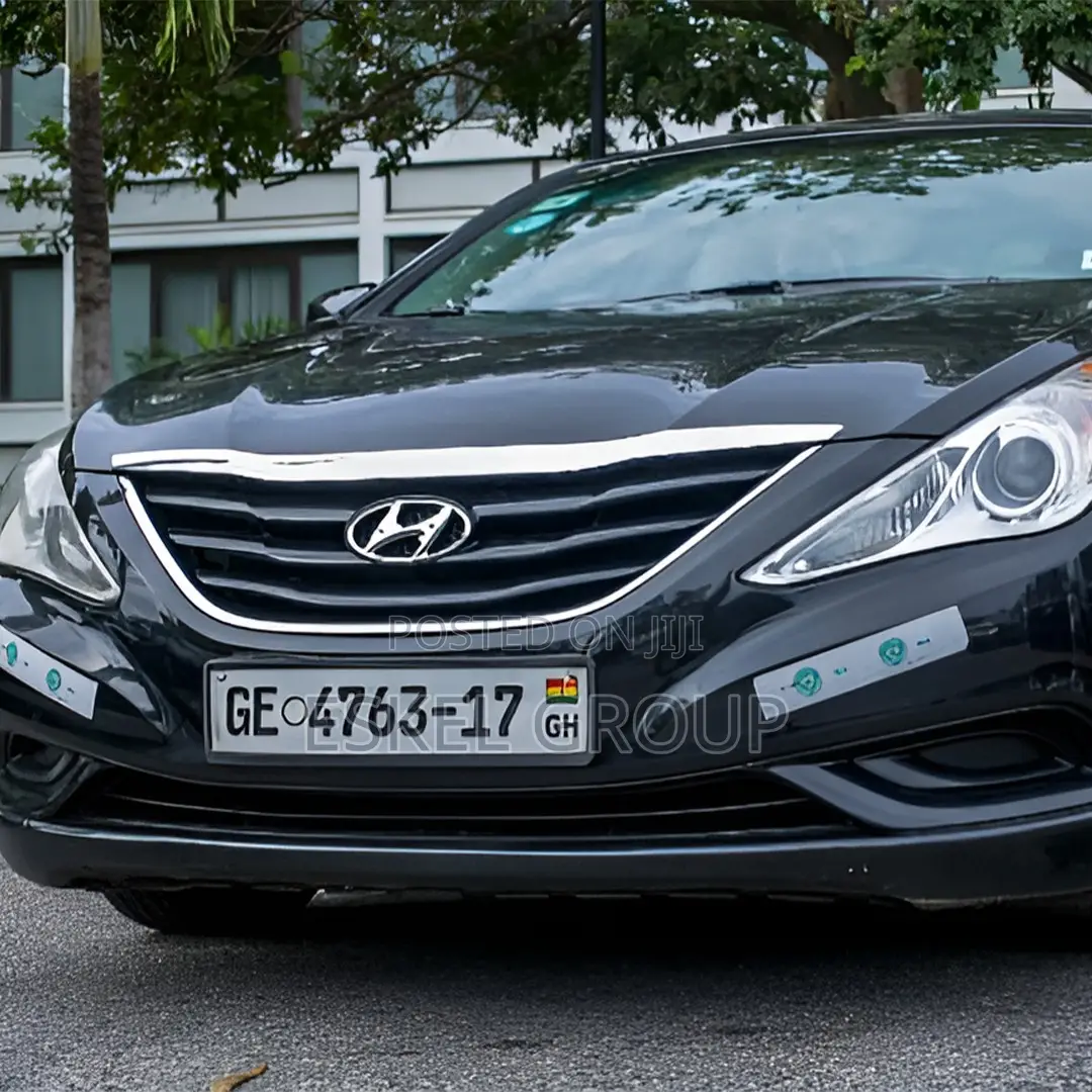 Saloon Car for Rent Come With a Driver