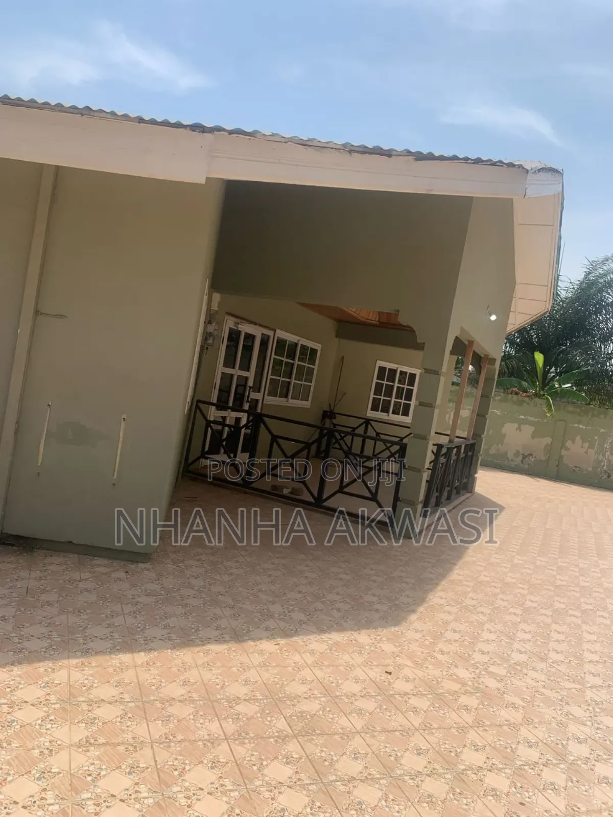 3bdrm Apartment in Lashibi, Tema Metropolitan for rent