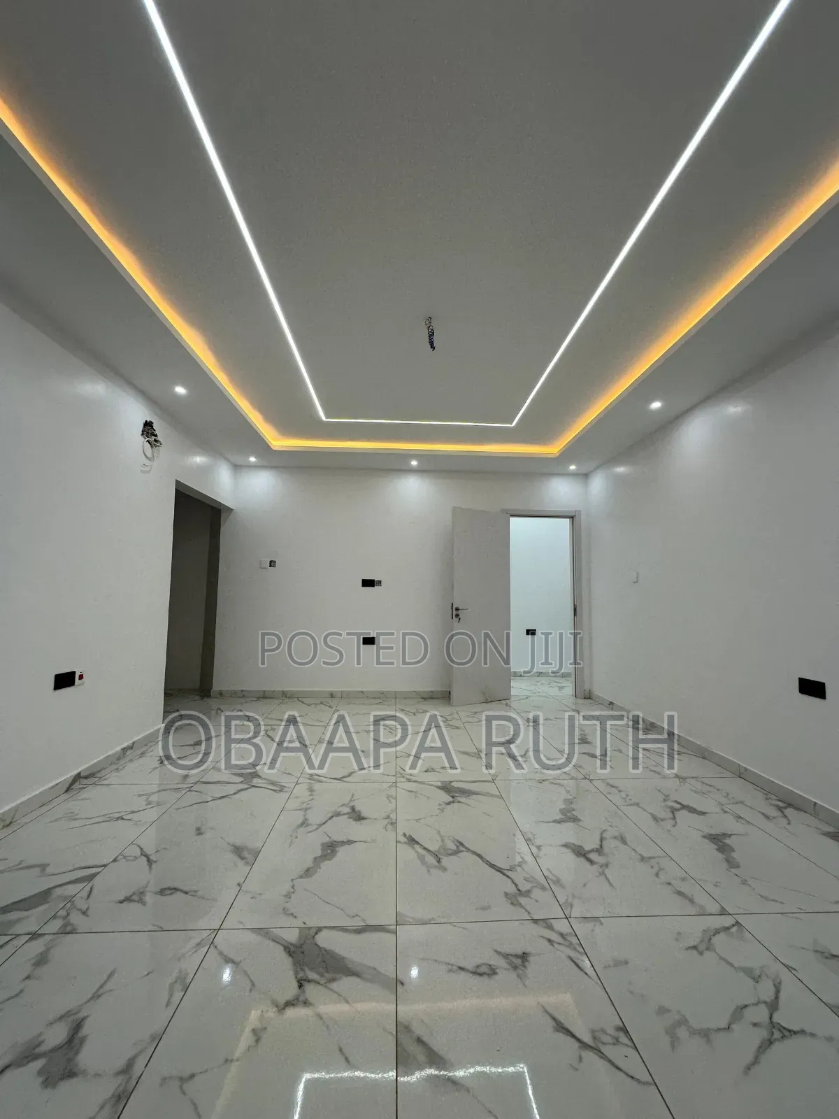 4bdrm Duplex in Ashaley Botwe, School Junction for rent