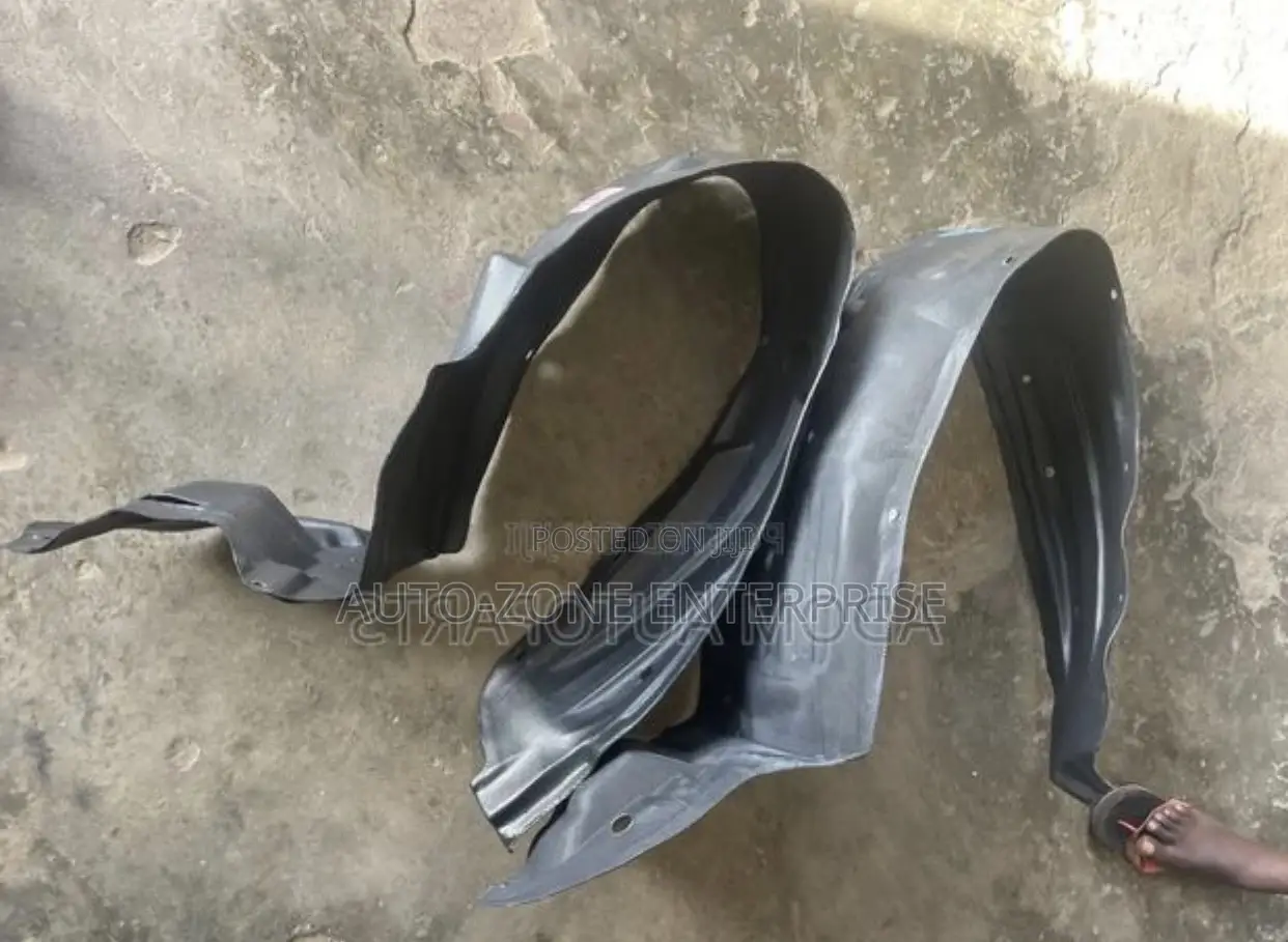 Corolla 2013 2014 3015 2016 2017 2018 Mudguard Inner Liner