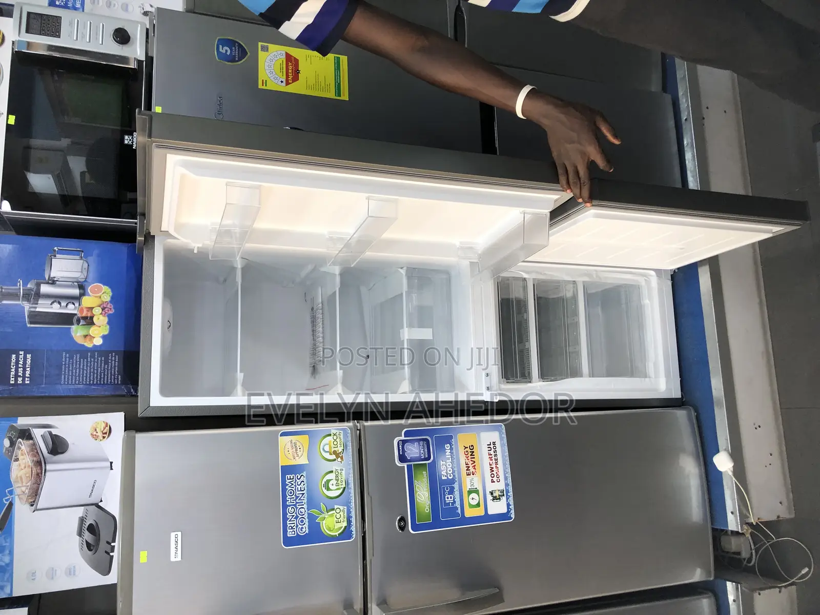 Fast Chilling Nasco Bottom Freezer Double Door 170l