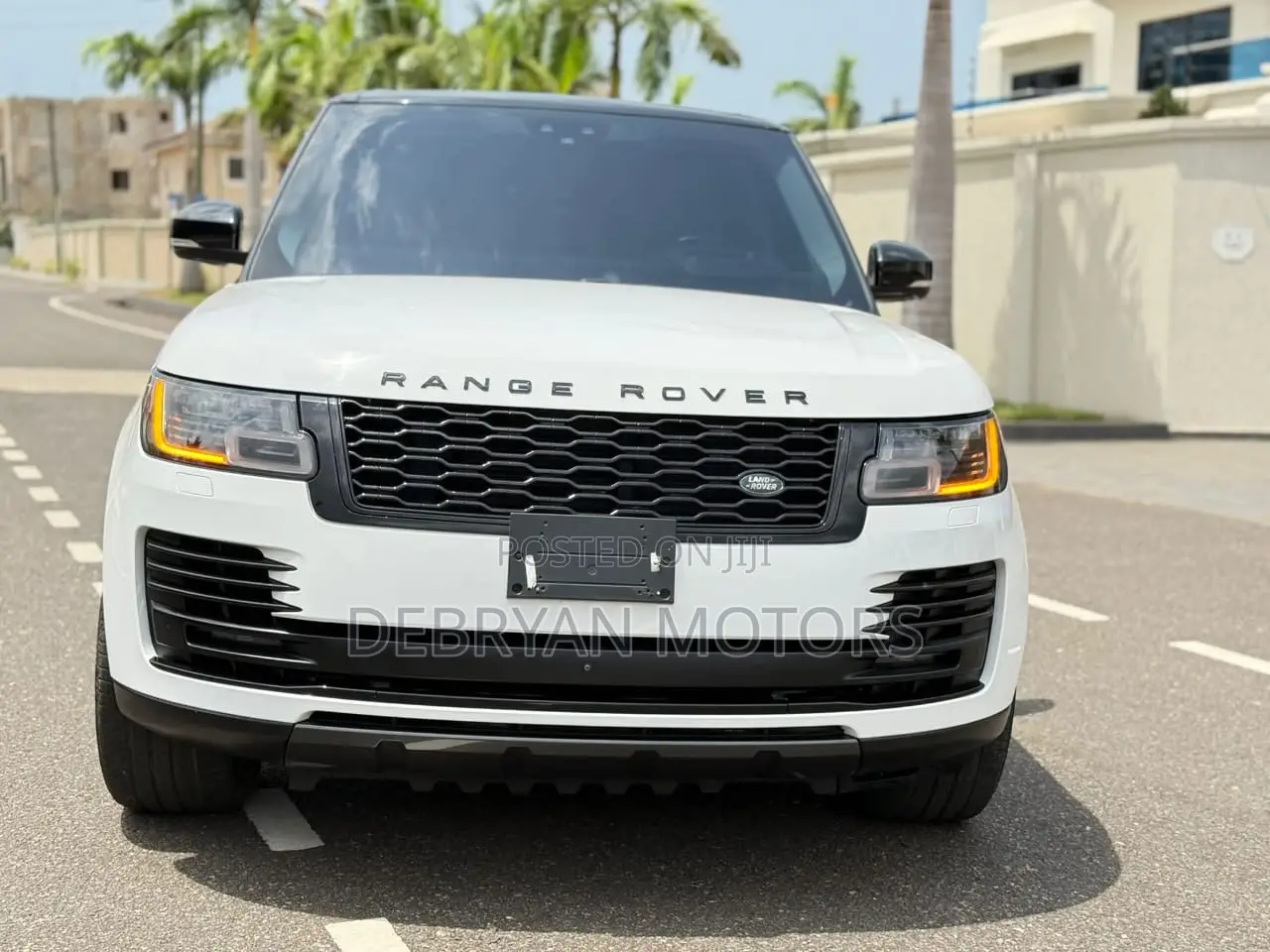 Land Rover Range Rover 3.0L V6 Turbocharged Diesel HSE Td6 2019 White