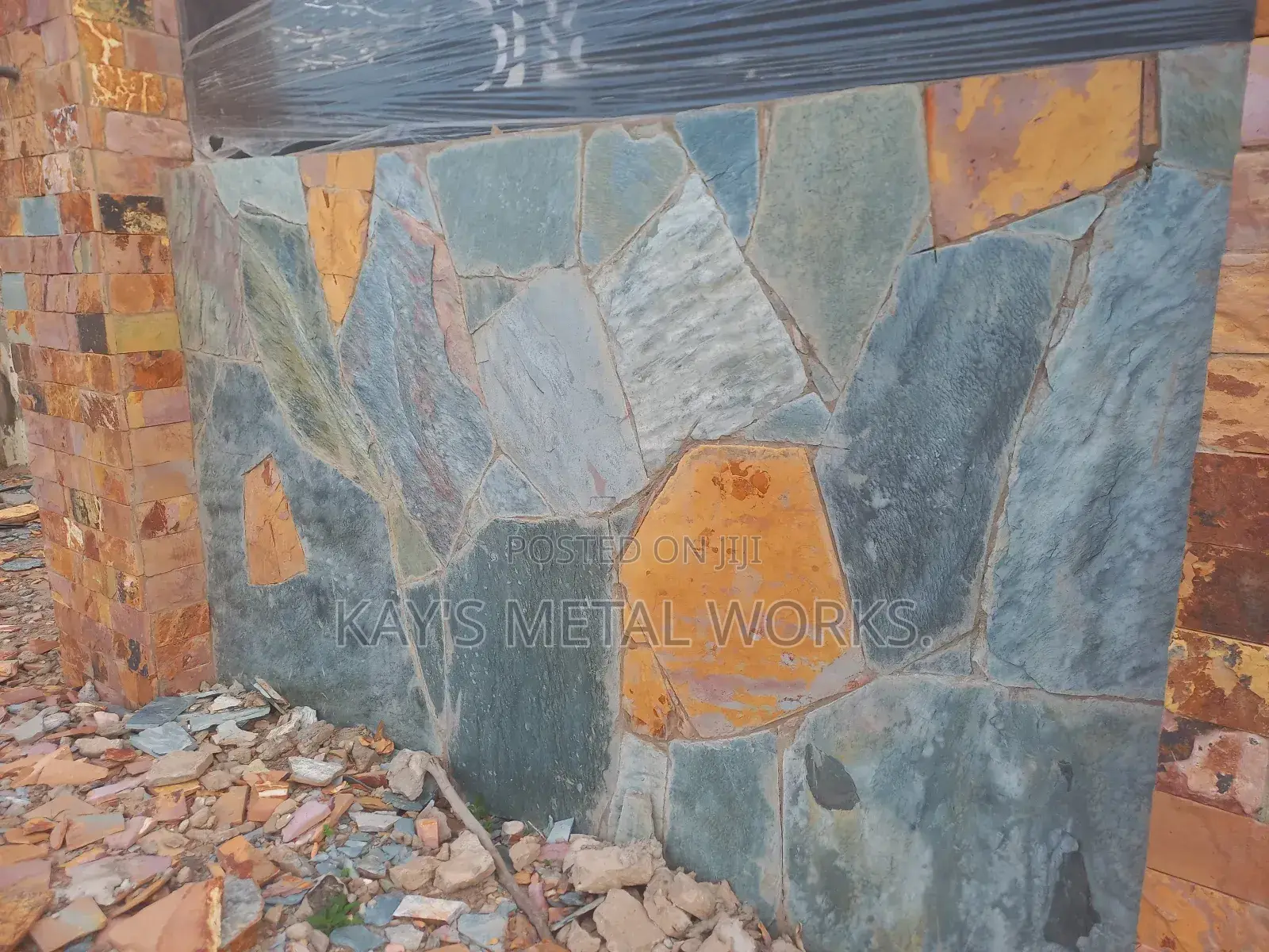 Blue Brown Local Stone Wall Cladding | Stone Laying