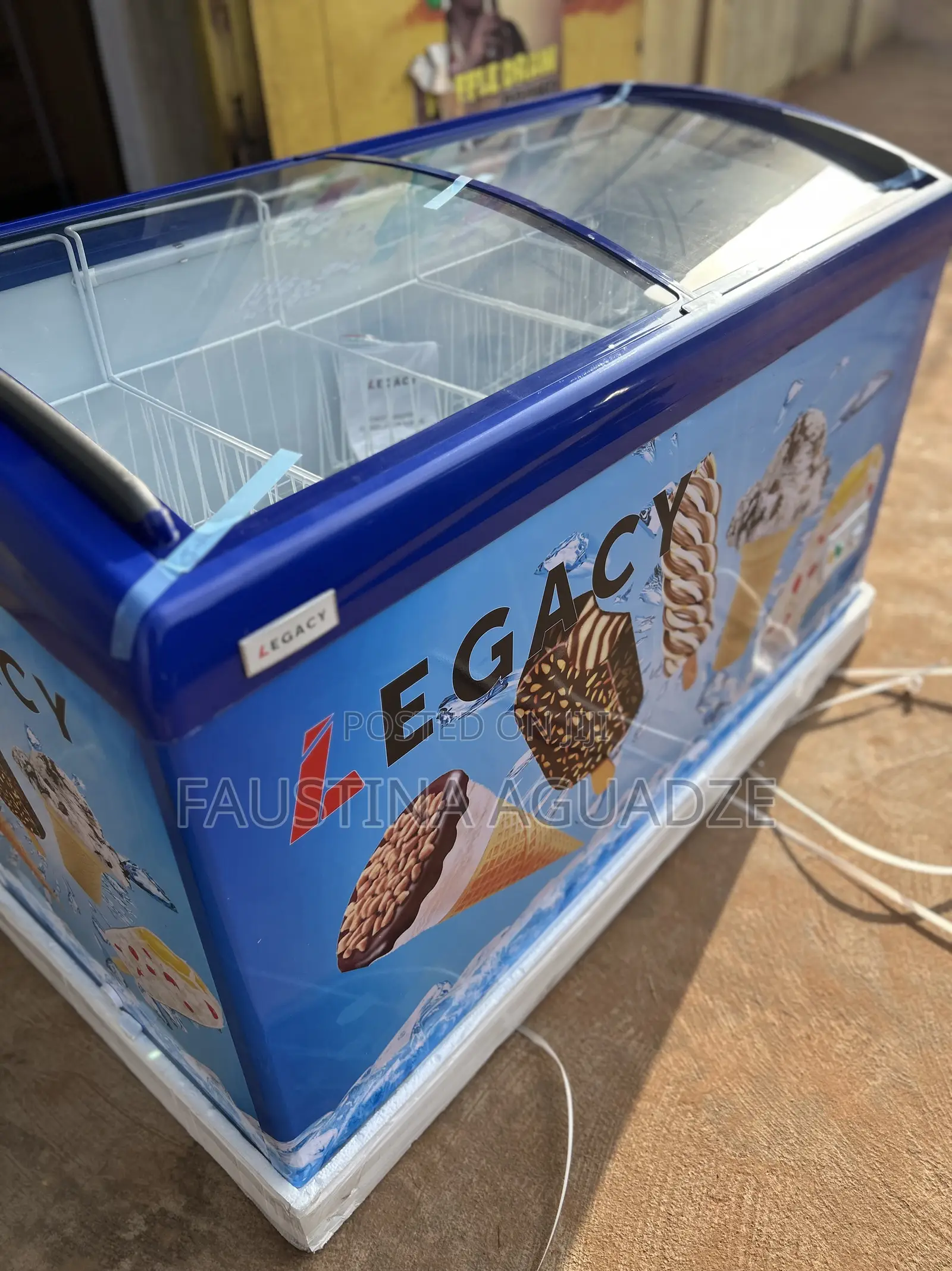 Legacy 258 Display / Iced Cream Freezer