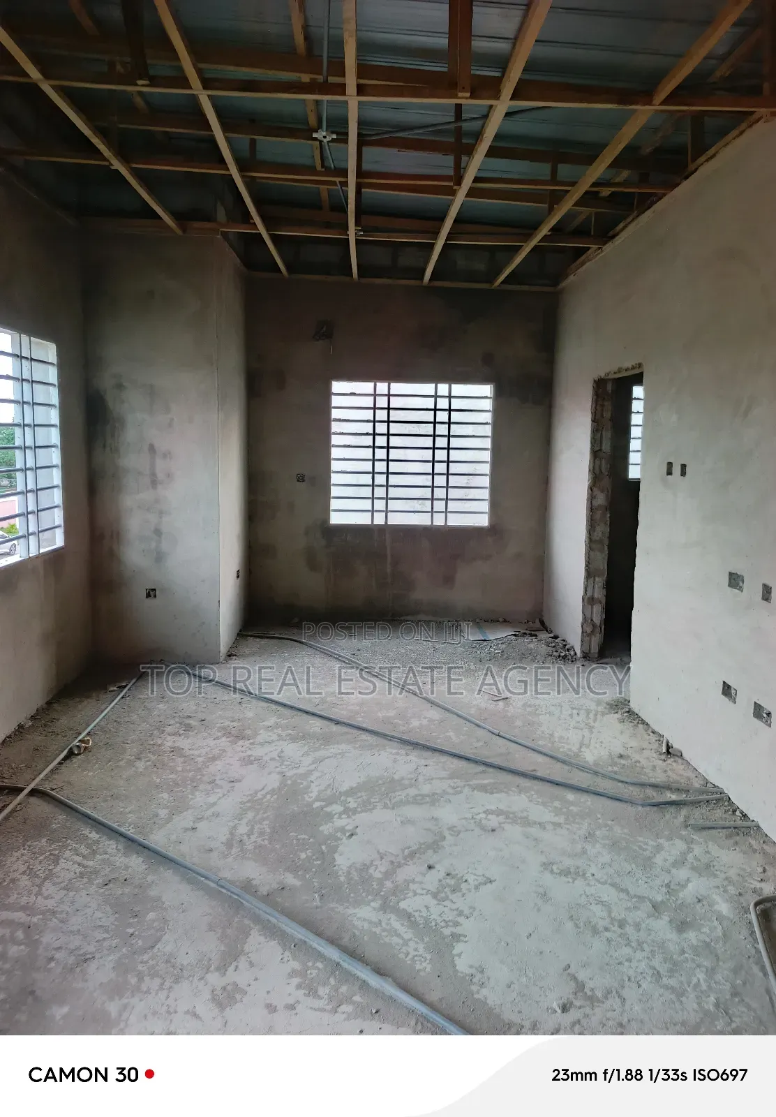 4bdrm Duplex in ,, Close To K. Boat, Dome for sale
