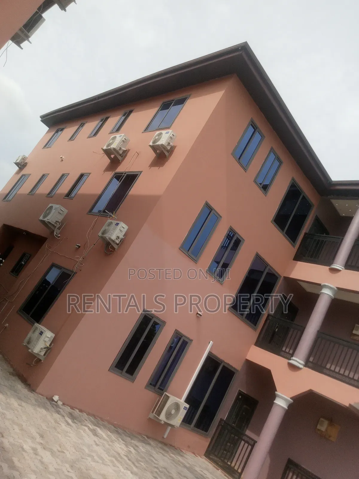 2bdrm Apartment in Lake Side Estate for rent
