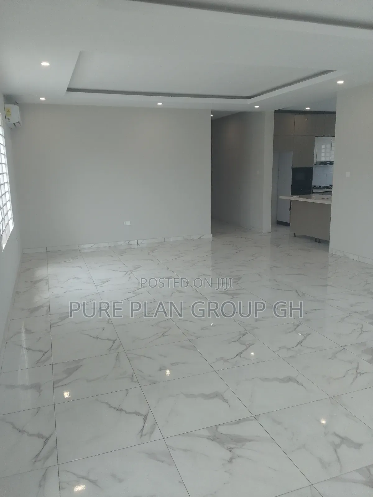 2bdrm Apartment in Abelemkpe, Lincoln School Area for rent