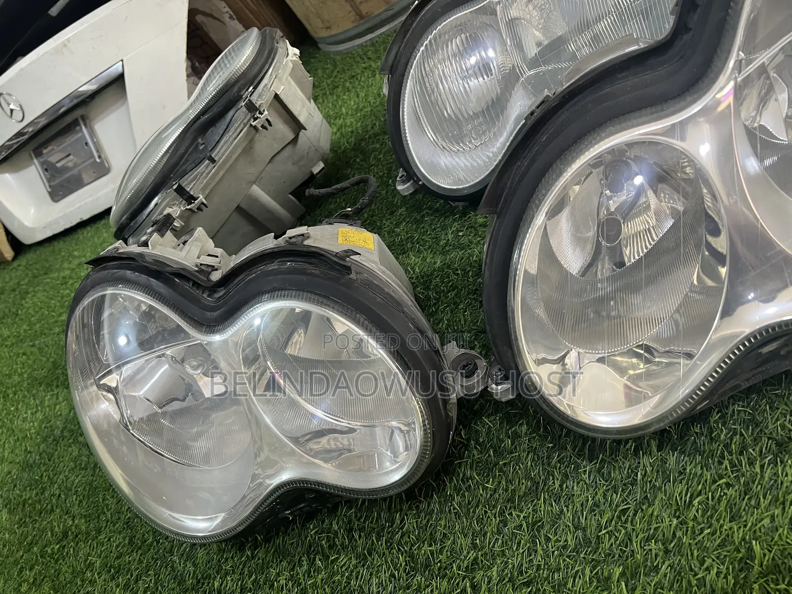 Mercedes C 230 Headlight