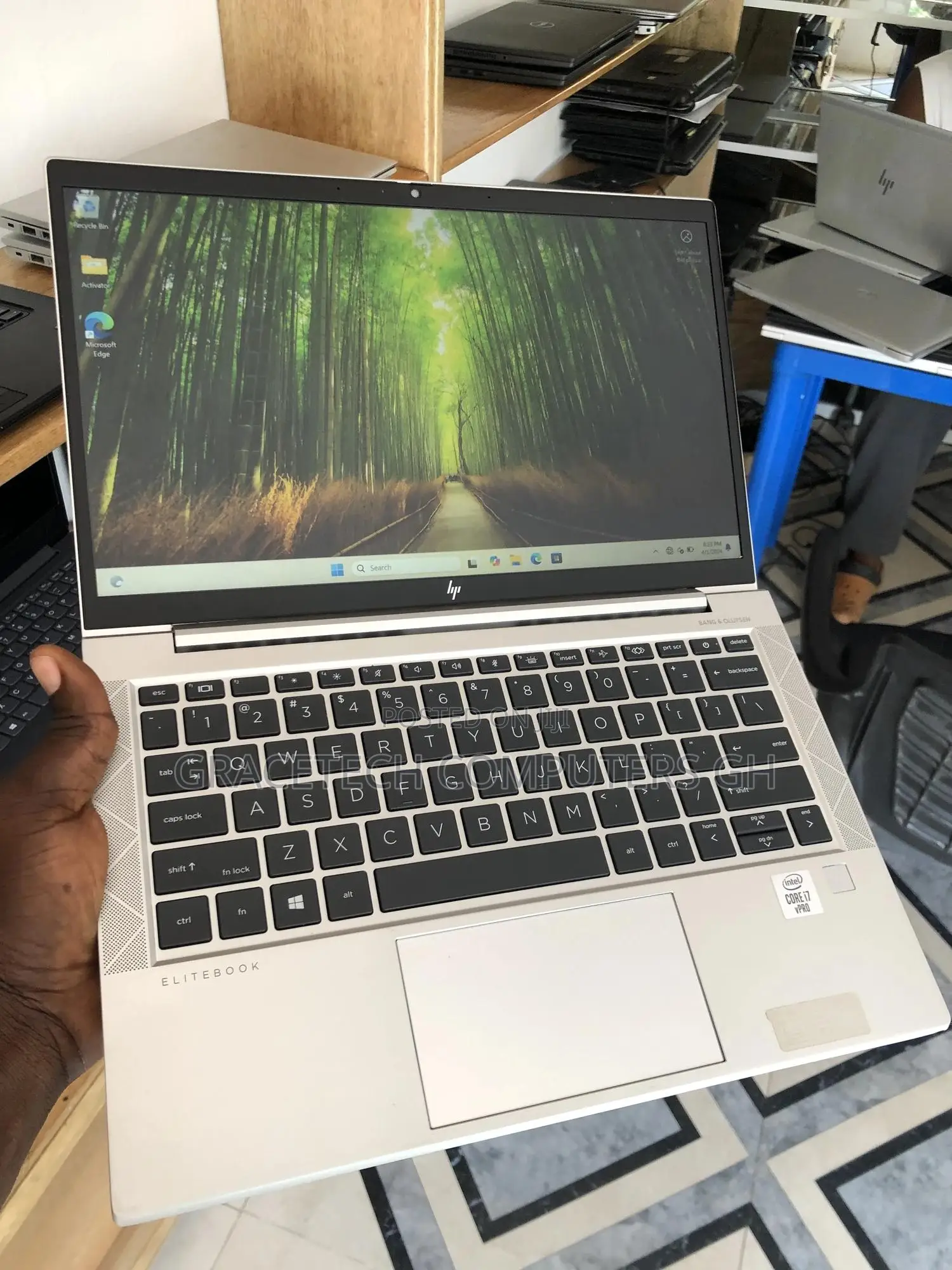 Laptop HP EliteBook 830 G7 16GB Intel Core I7 SSD 512GB