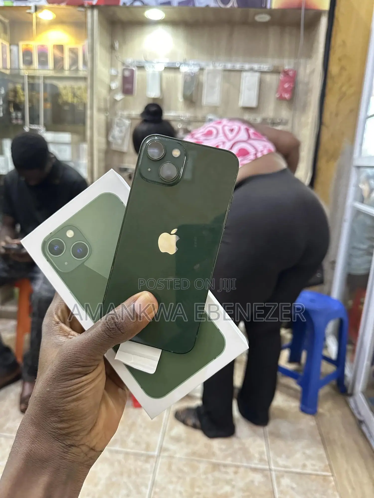 New Apple iPhone 13 128 GB Green