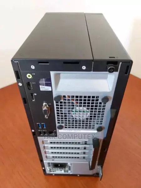 Desktop Computer Dell OptiPlex 3050 4GB Intel Core i3 HDD 500GB