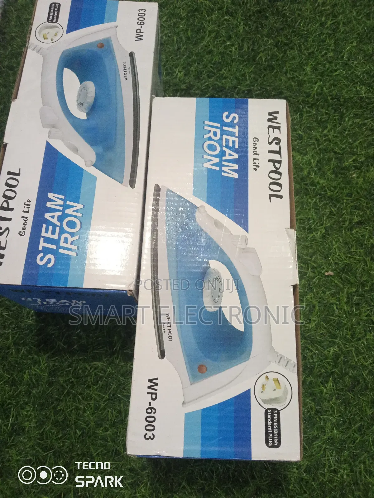 Proven Steam Iron Westpool Steam Iron