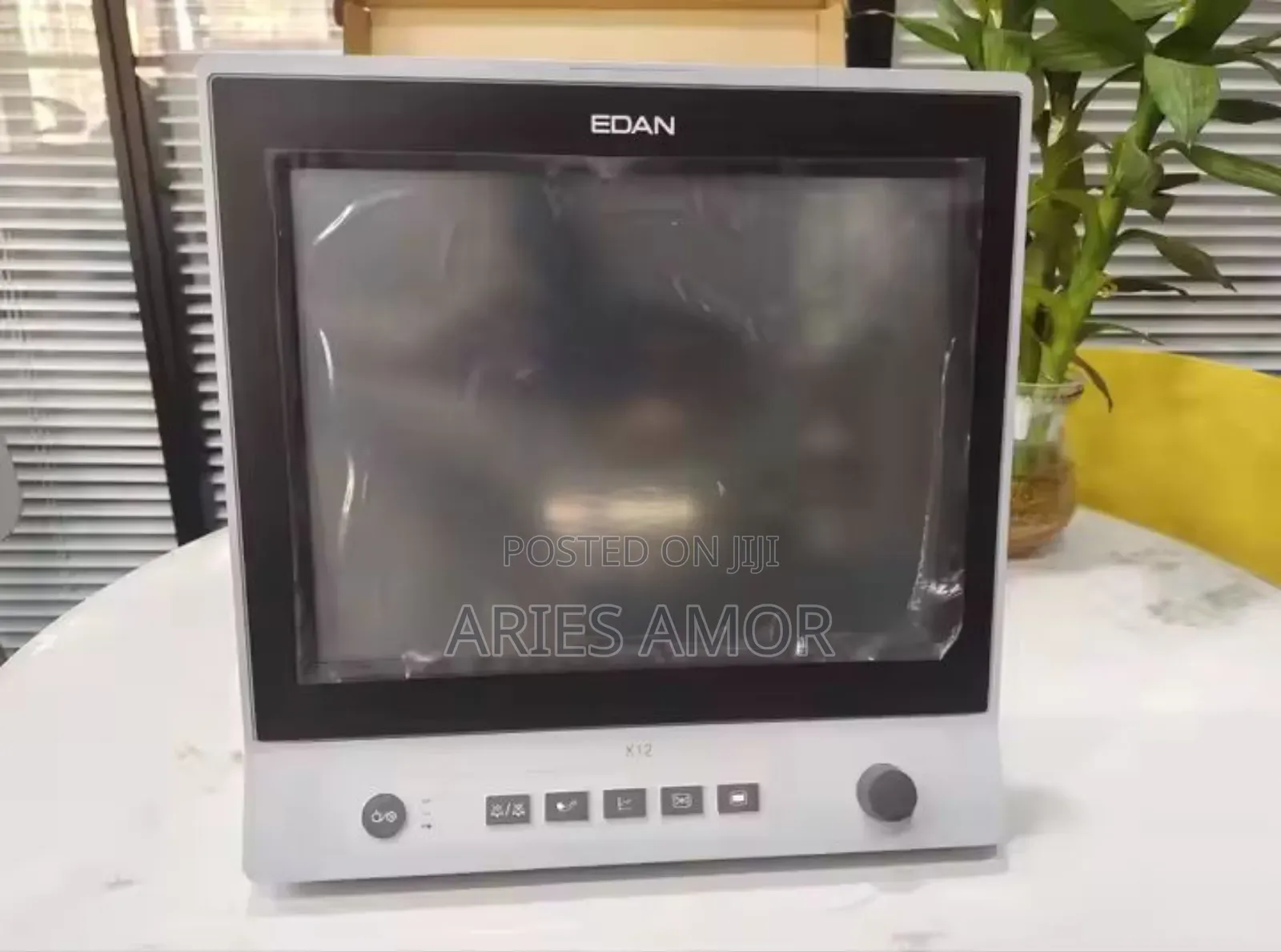Edan X12 Vital Sign Monitor