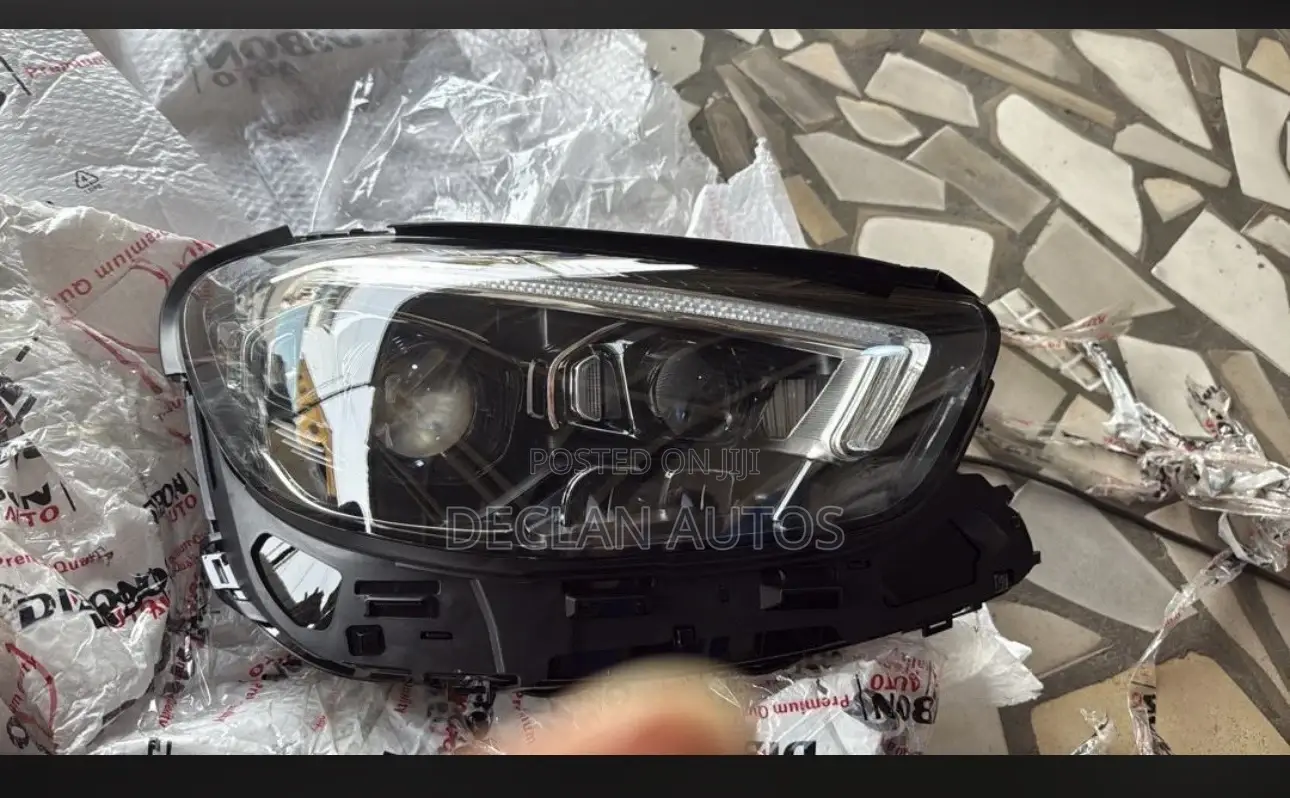 2021 E - Class Headlamp