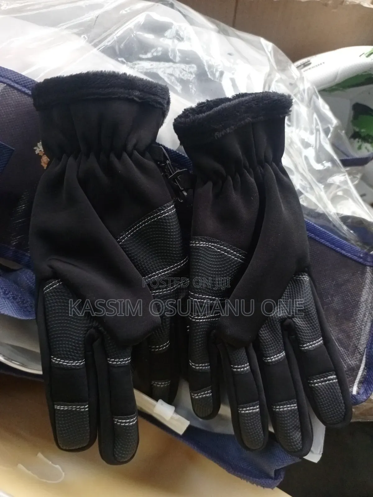 Hand Gloves