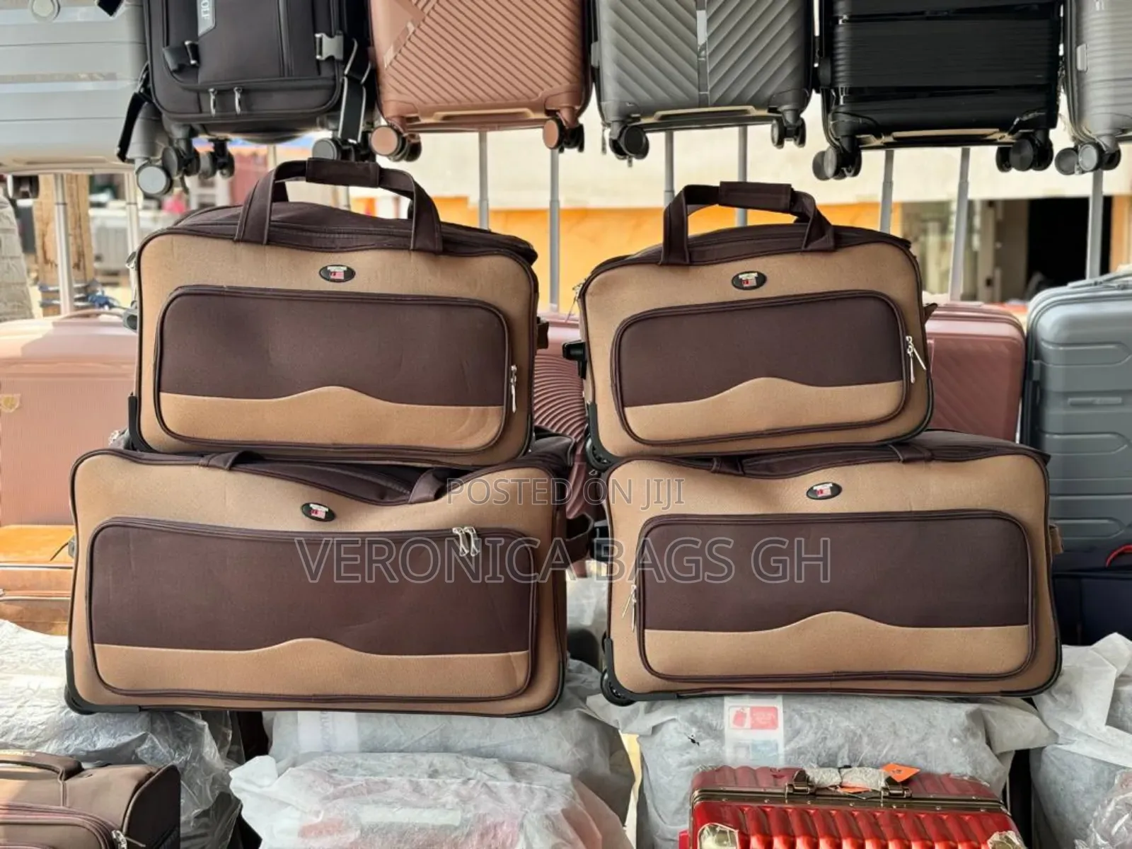 High Quality Strong Material Luggage 4 in 1 Set