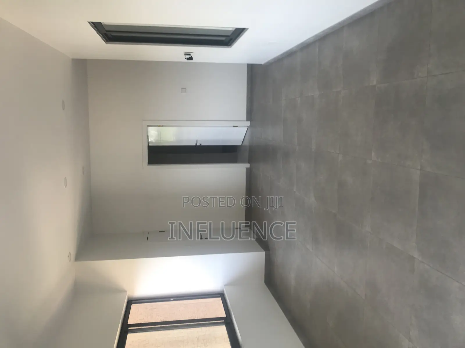 2bdrm Apartment in A & C Mall Area, East Legon for rent