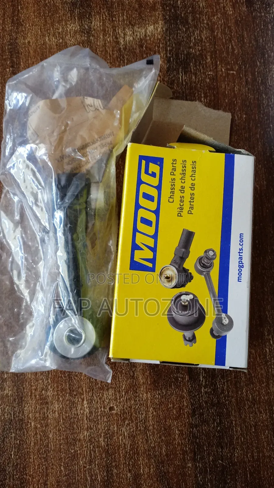 10293. Original Moog Stabilizer Bar Link Imported From Usa