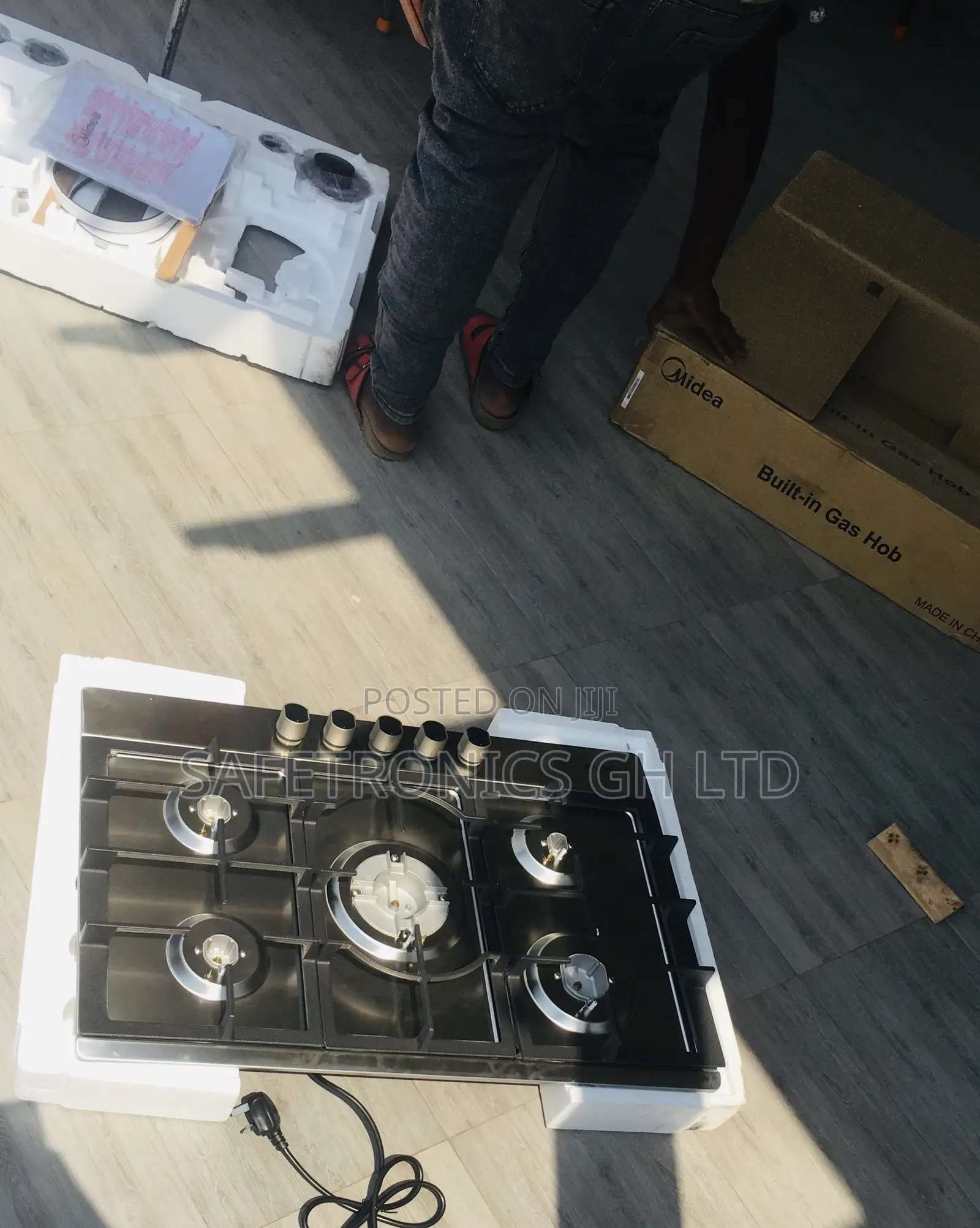 Order Original Grey 5 Gas Hobs Cooker Midea