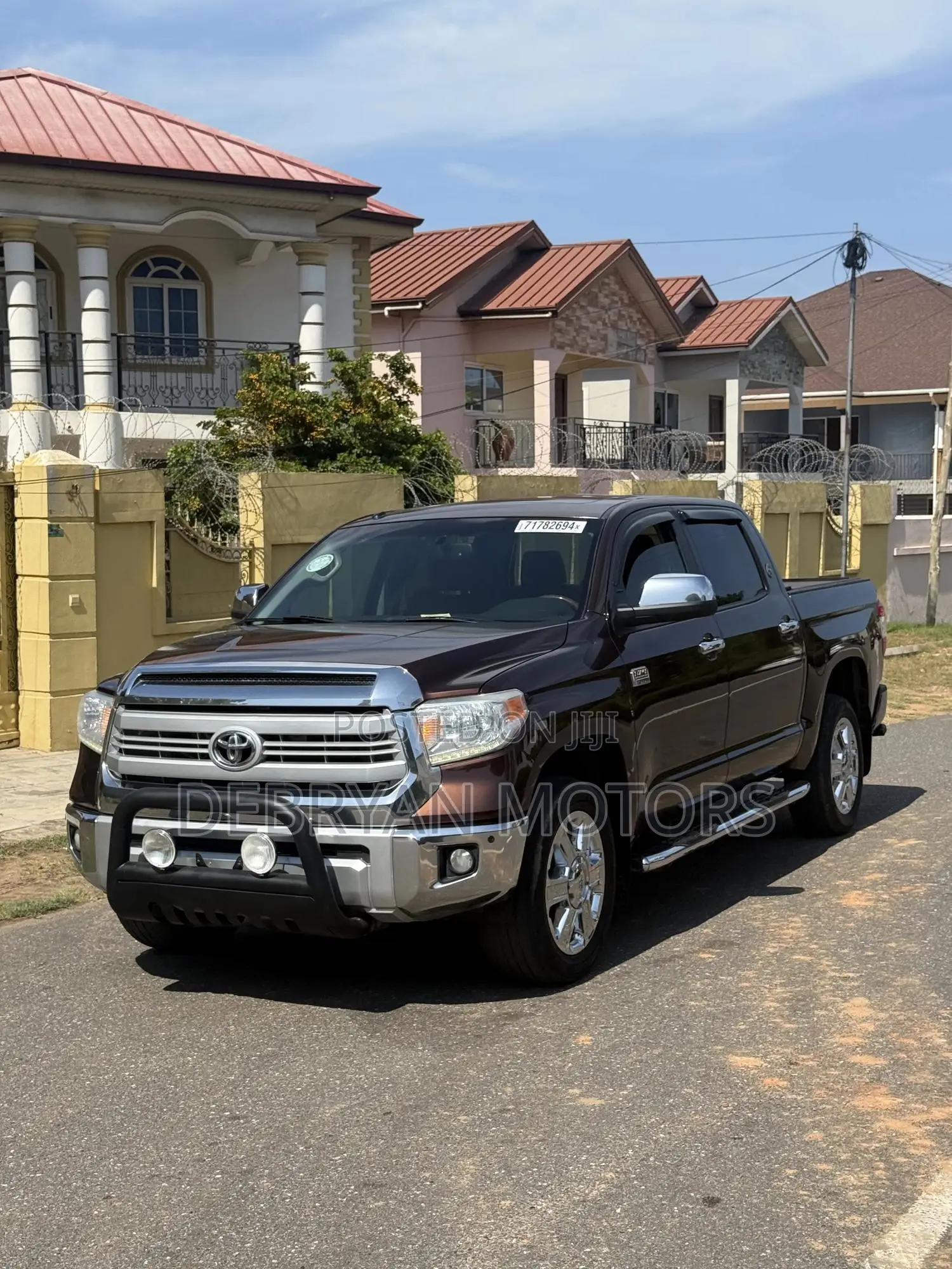 Toyota Tundra 1794 4dr CrewMax 4WD SB (5.7L 8cyl 6A) 2015 Burgundy