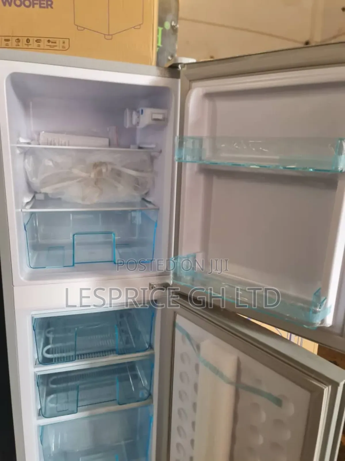 Nasco Refrigerator// 116 Liters Bottom Freezer