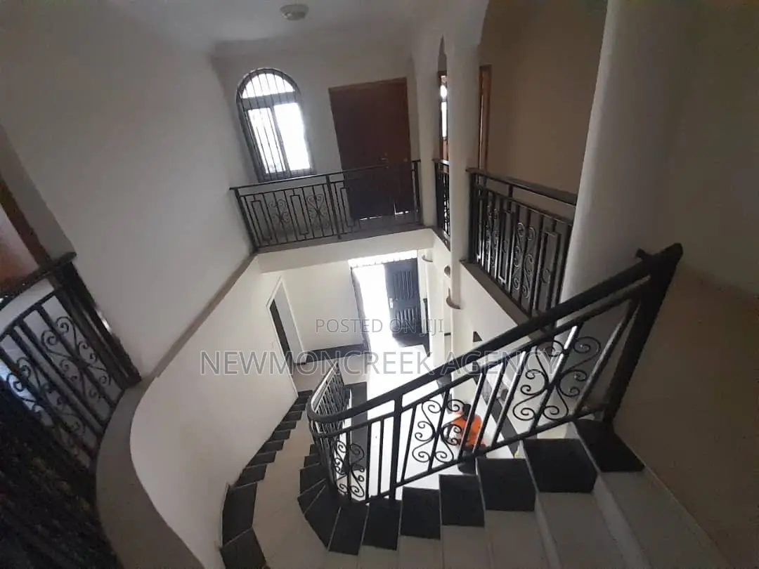 6bdrm Duplex in Accra Metropolitan for rent