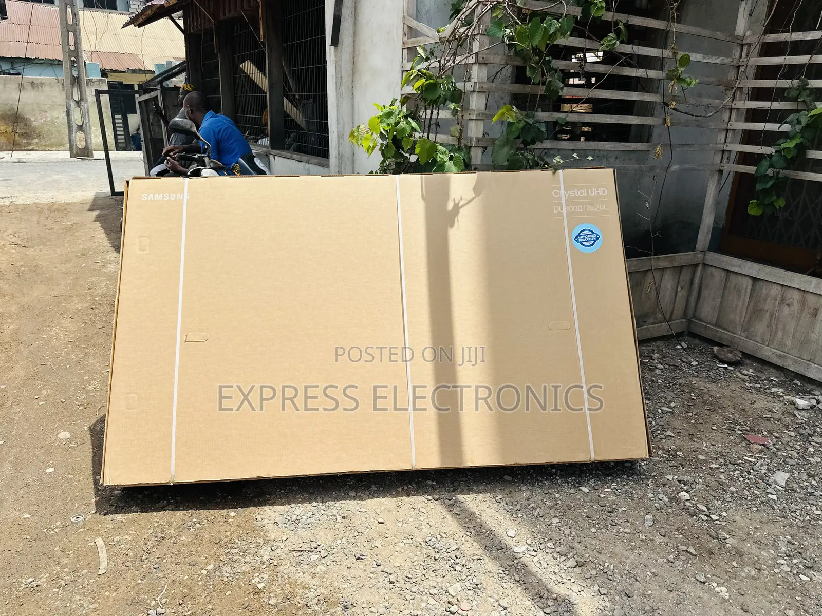 Available Now at Store Uhd Smart Samsung 75”Du8000