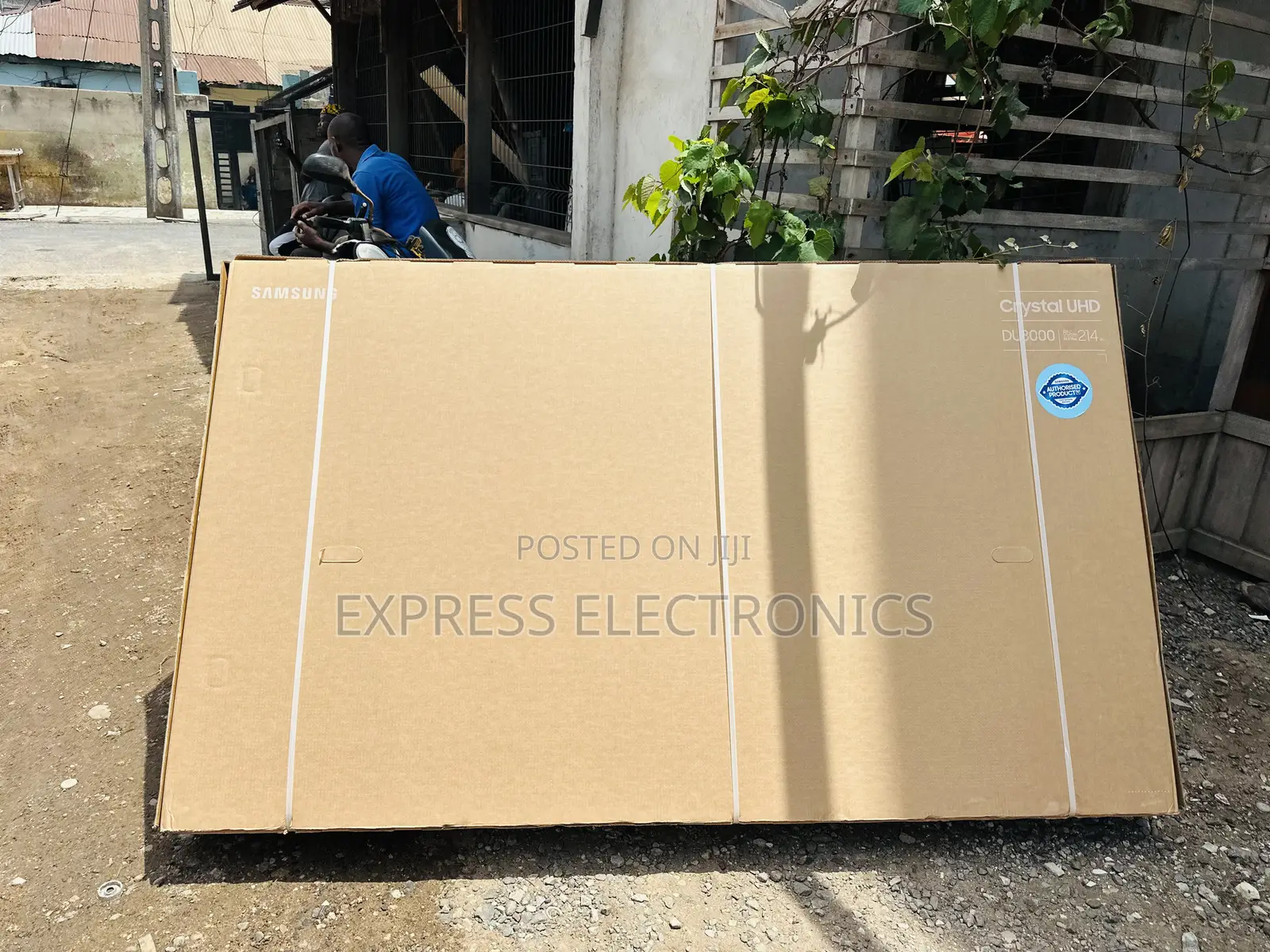 Available Now at Store Uhd Smart Samsung 75”Du8000