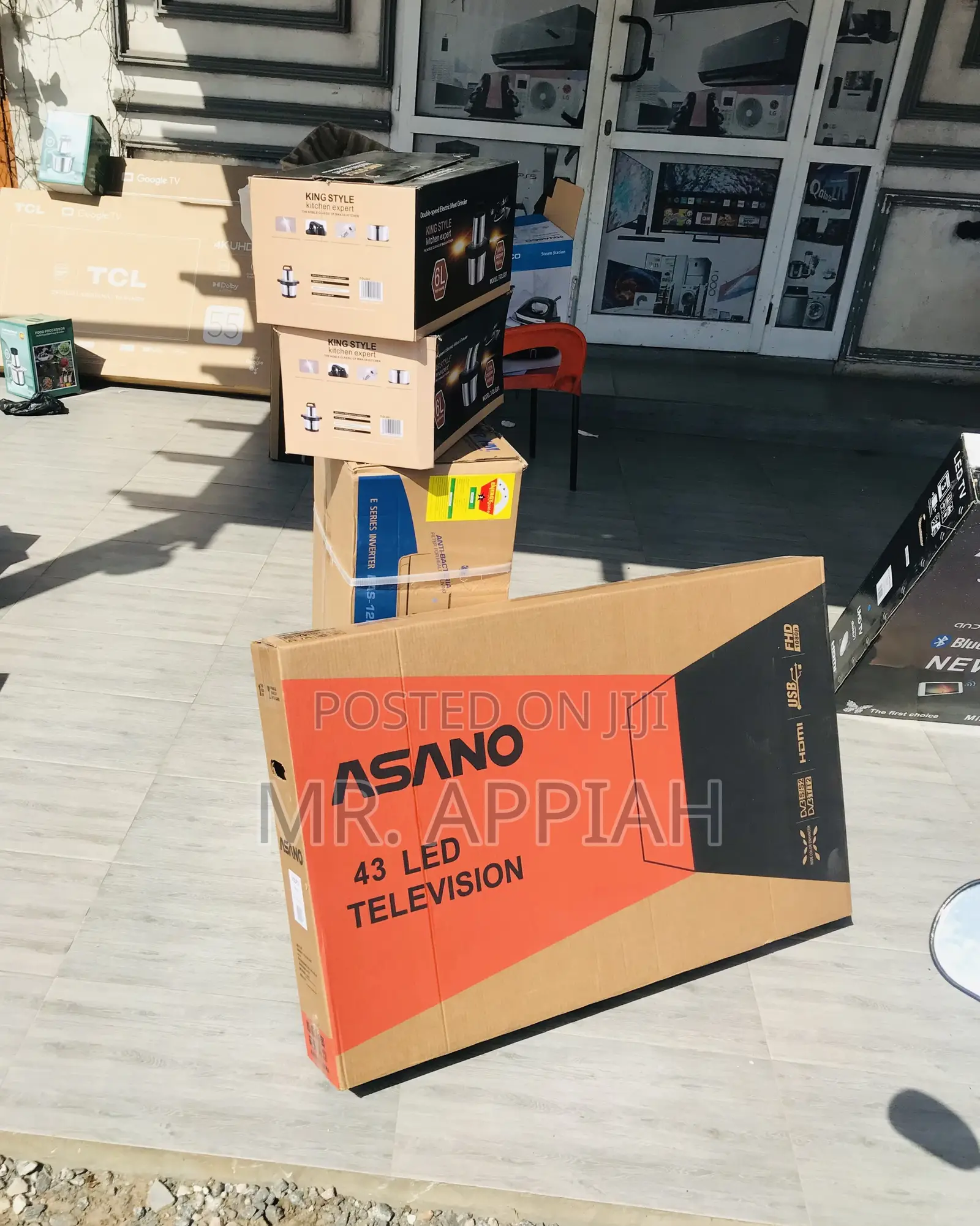 Beautiful Made Asano 43 Inch Digital Satellite Television.