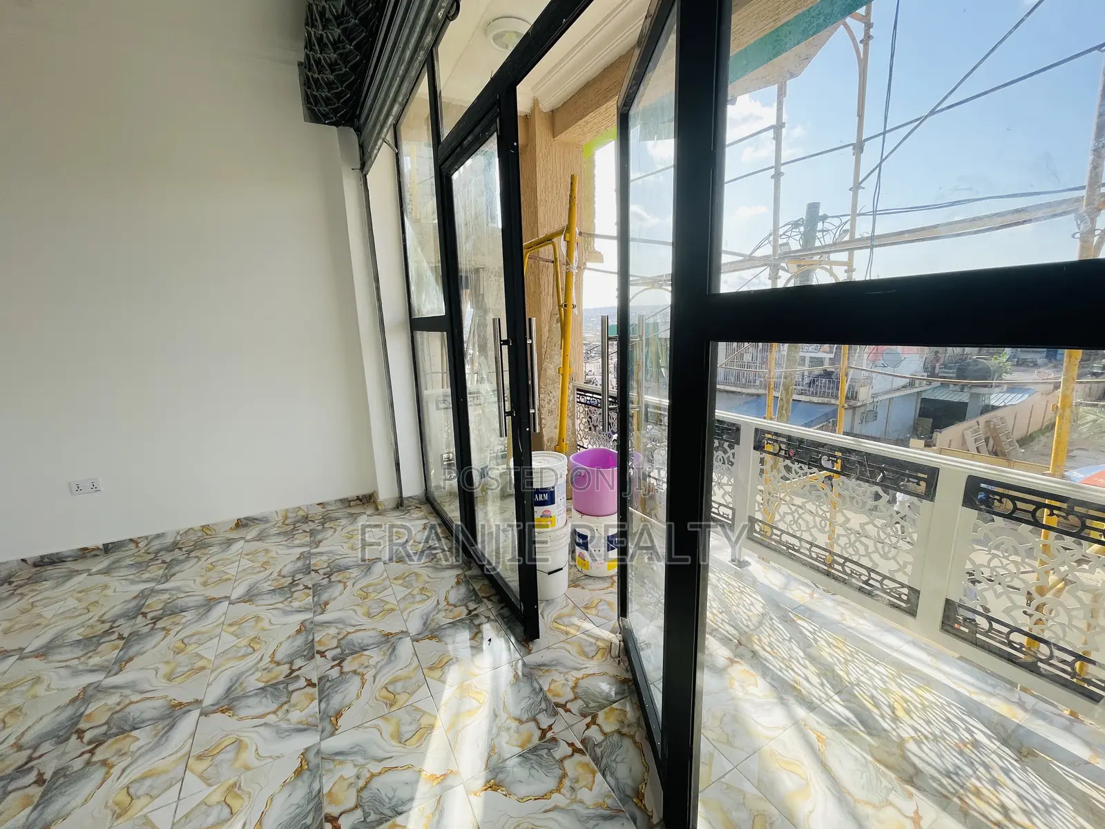 Store or Office Space for Rent at Kwashieman