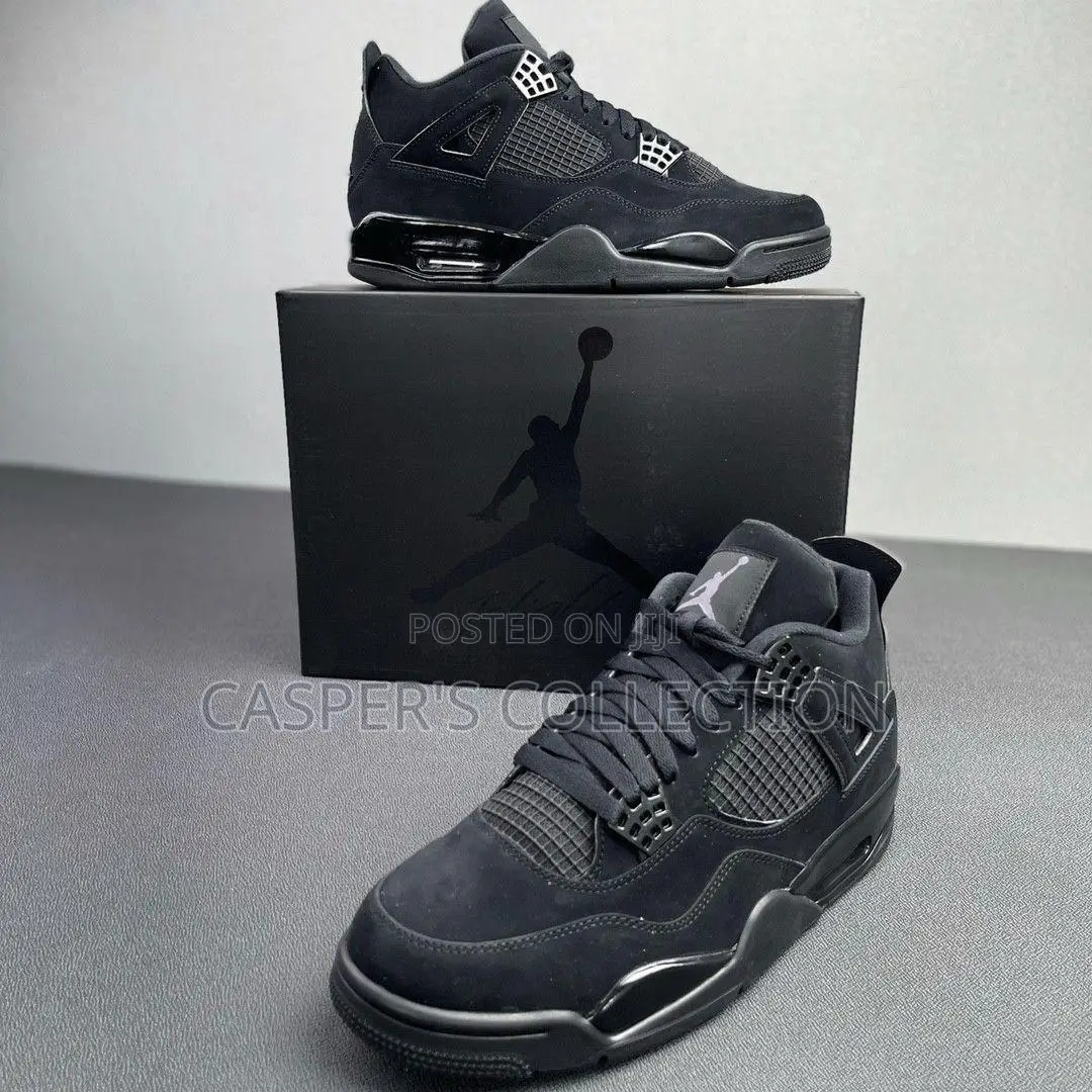 Air Jordan 4 Retro Black Cat