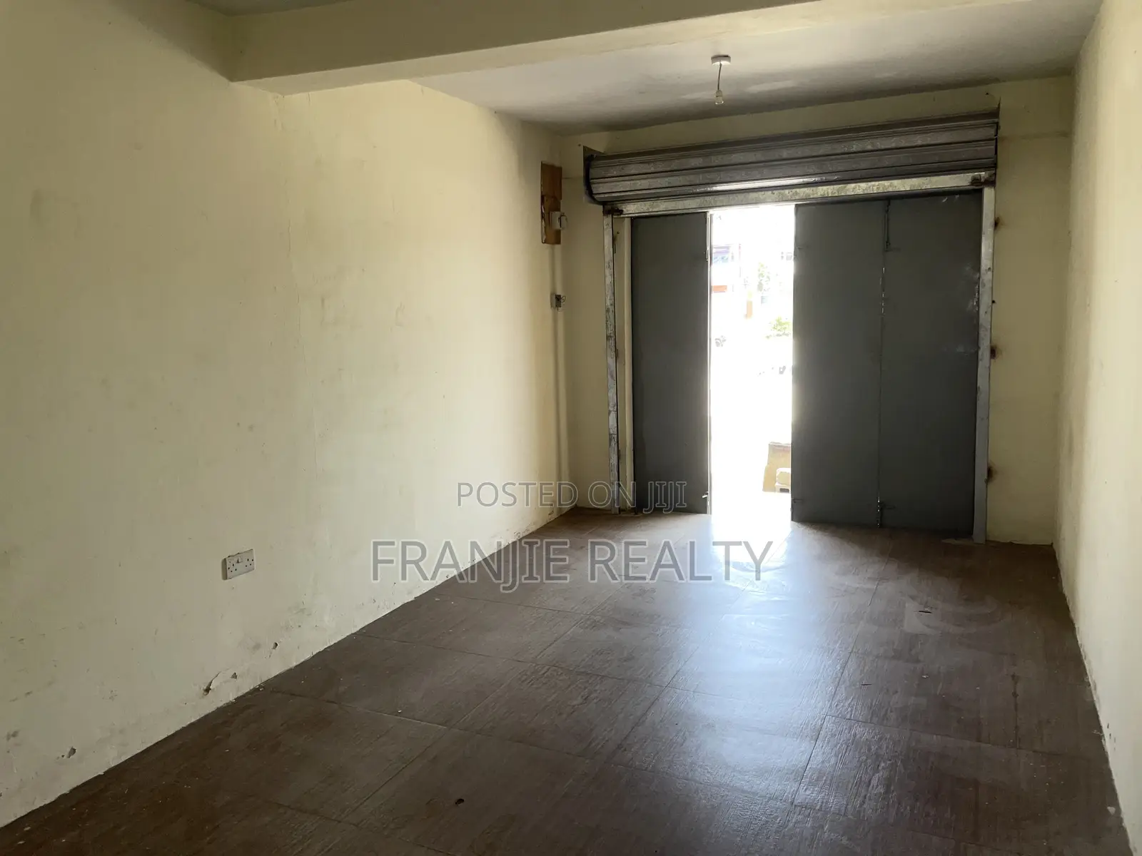 Store or Office Space for Rent at Broadcasting,New Weija.