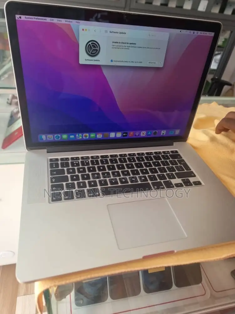 Laptop Apple MacBook Pro 16GB Intel Core I7 SSD 256GB