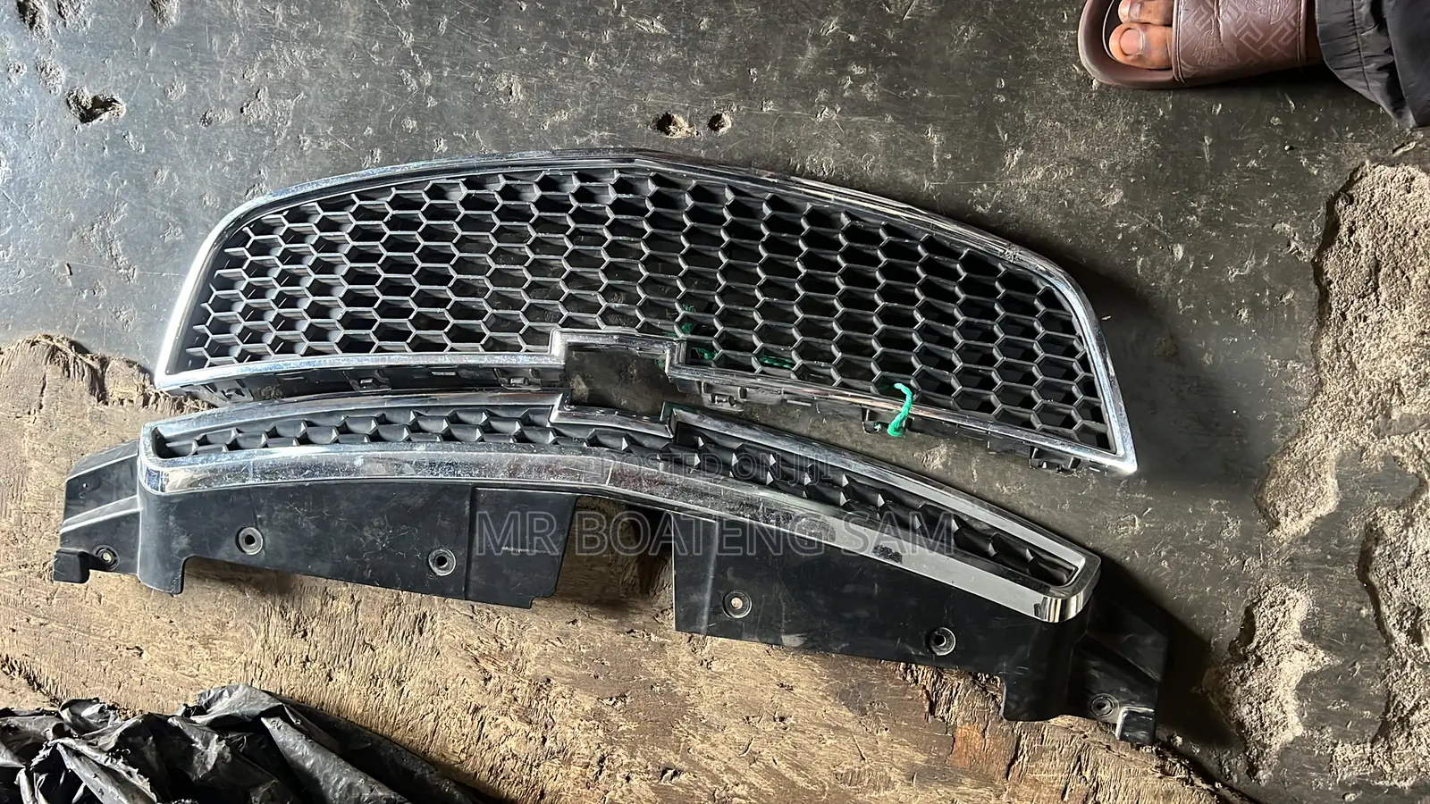 Chevrolet Cruze 2013 Front Grill