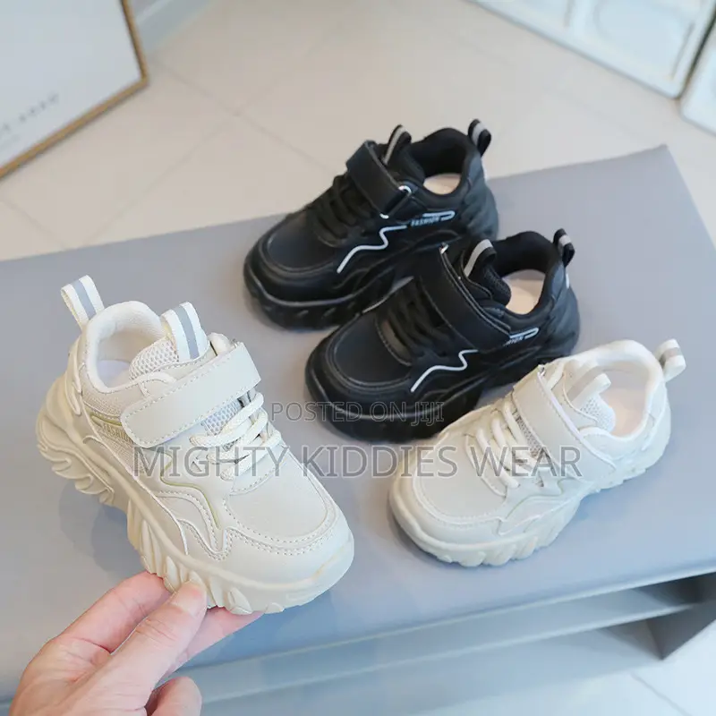 Kids Unisex Sneakers Sizes 21,24-31