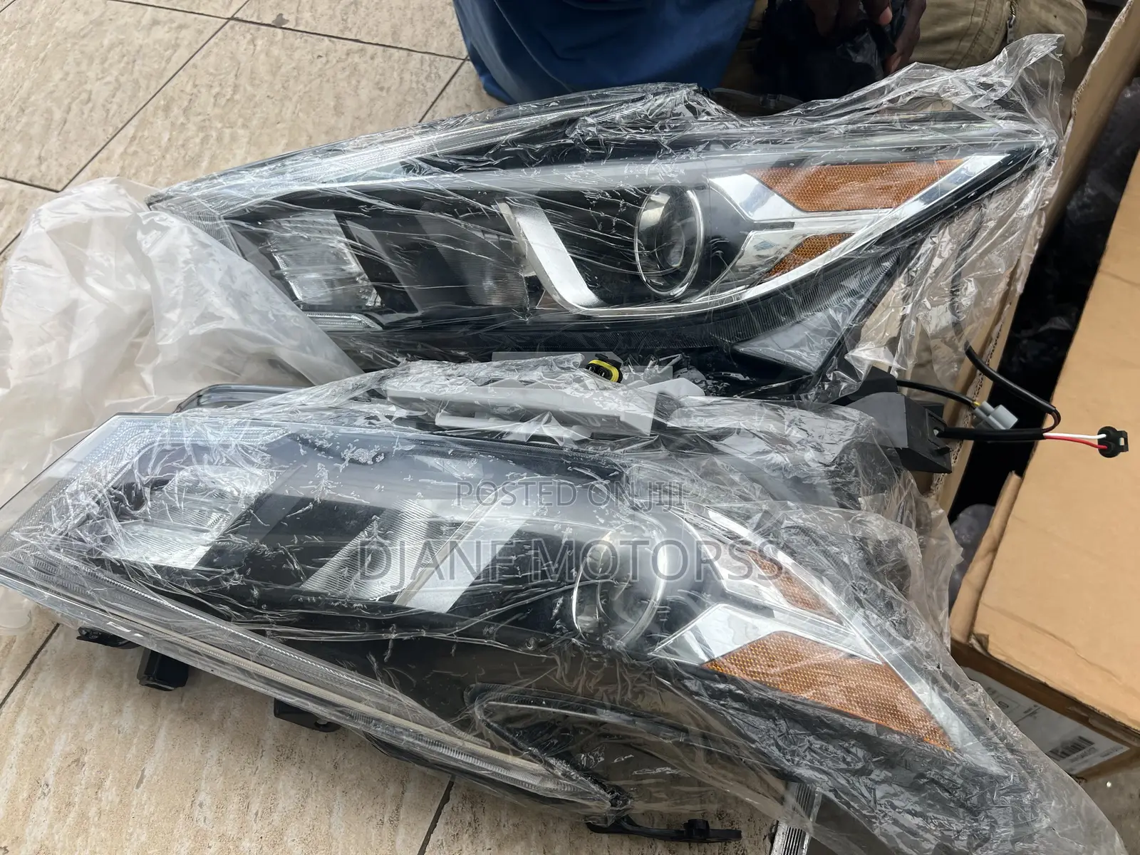 Nissan Maxima 2018 Headlight Pair