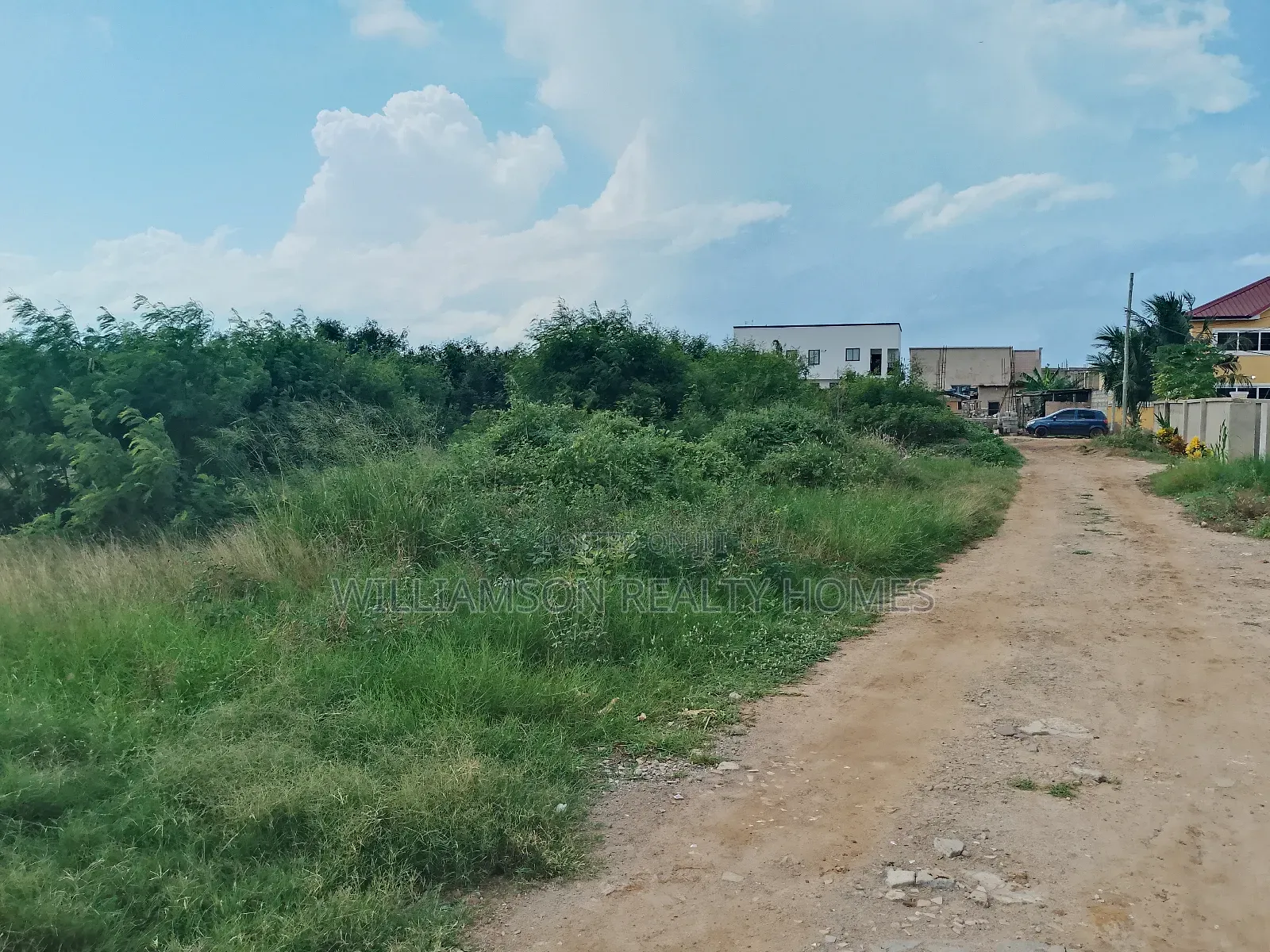 Fullplot Road Side Land 4sale Around Regimanuel Est,Spintex