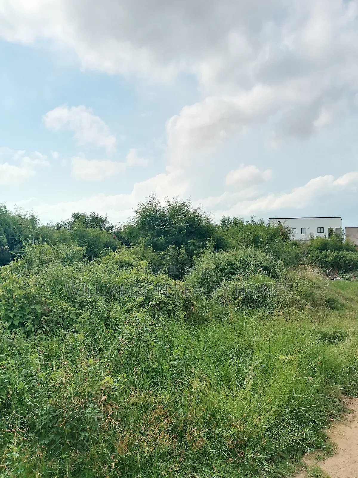 Fullplot Road Side Land 4sale Around Regimanuel Est,Spintex