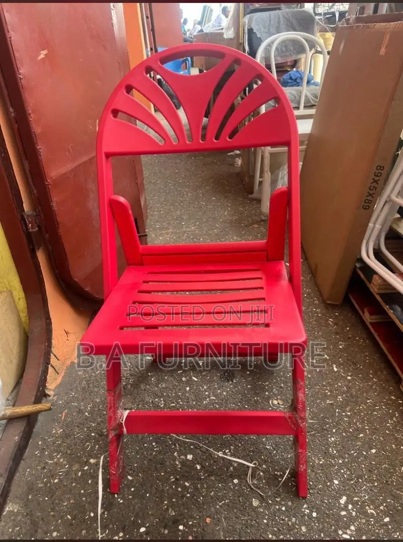 Fun Back Gladiator Chair