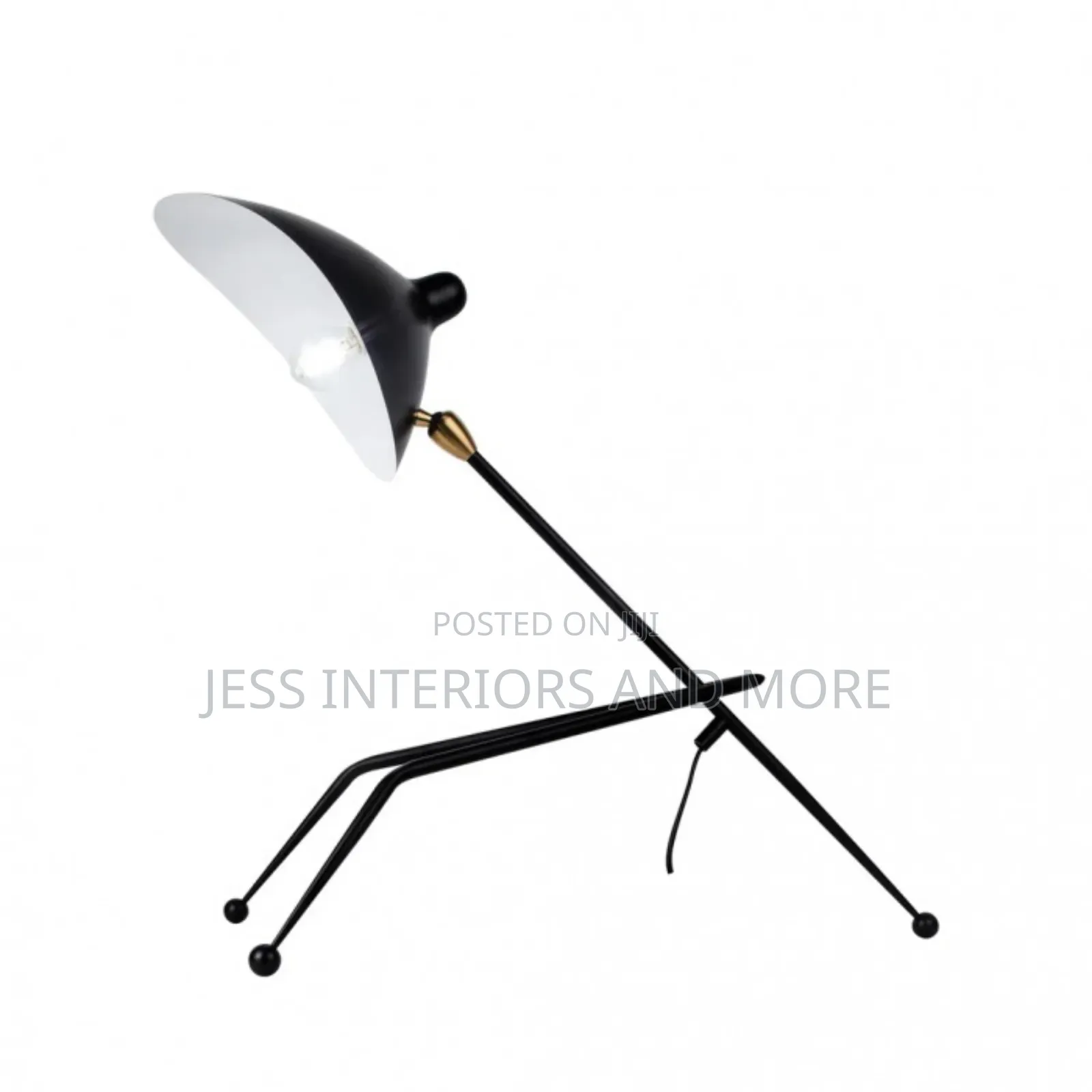 Tripod Table Lamp