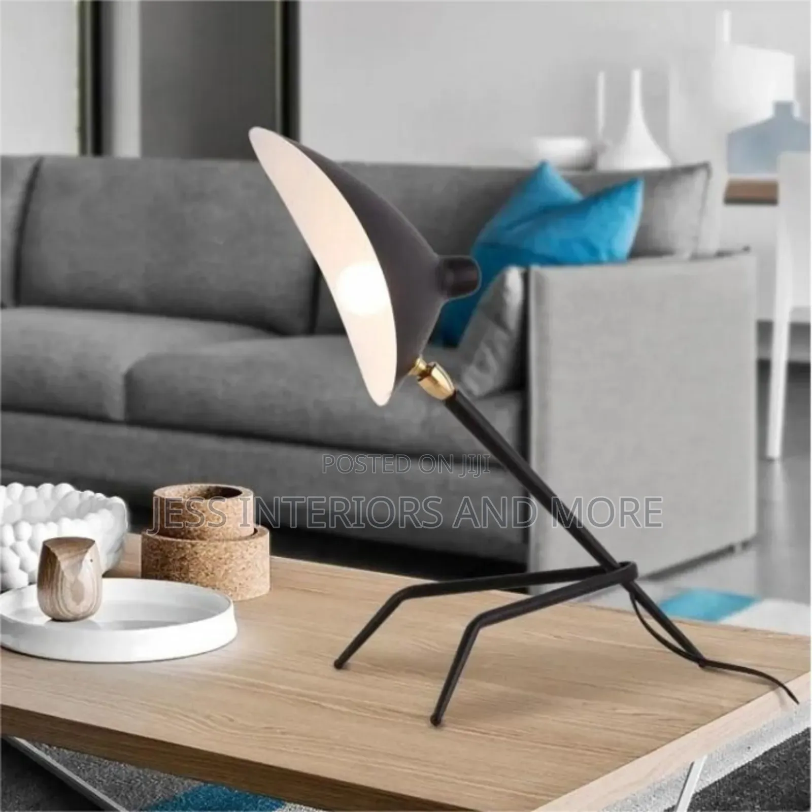 Tripod Table Lamp