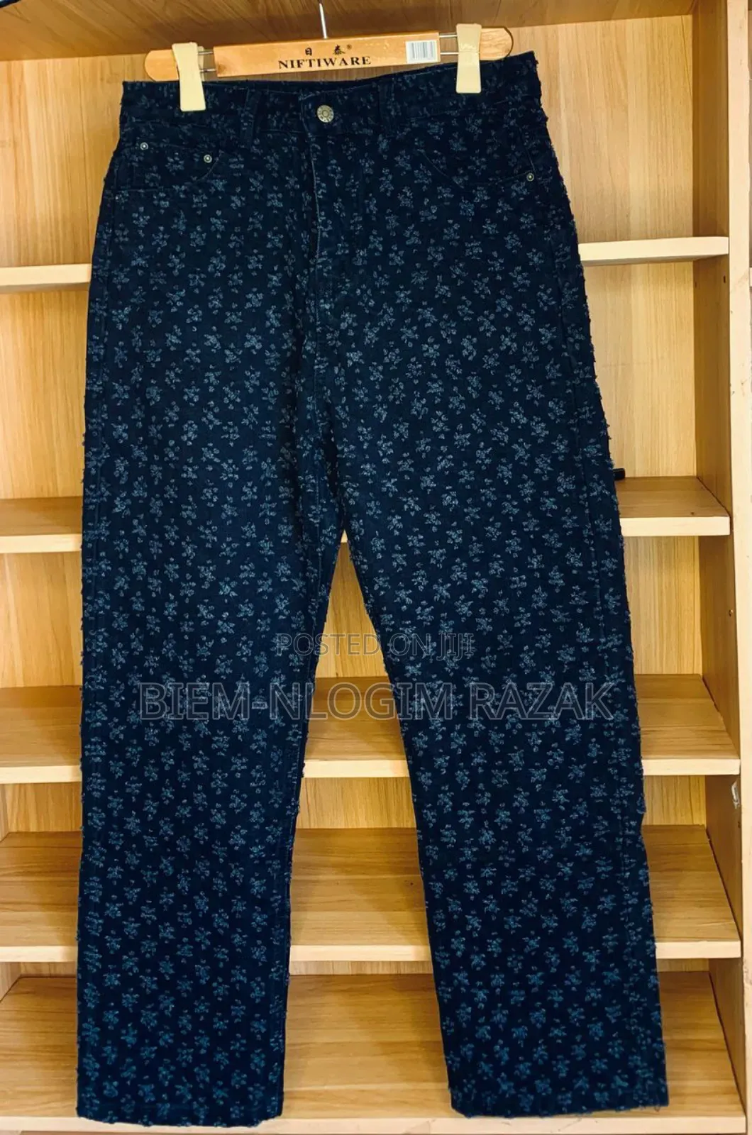 Jeans Baggers Available in Stock